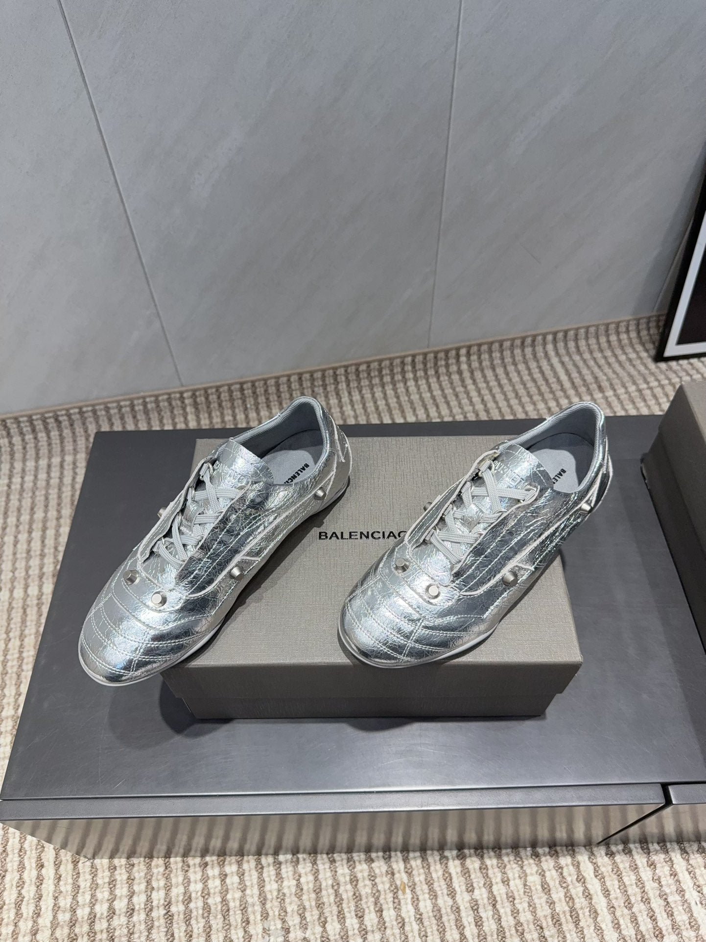 BALENCIAGA 25S SNEAKER IN SILVER CALFSKIN - 35