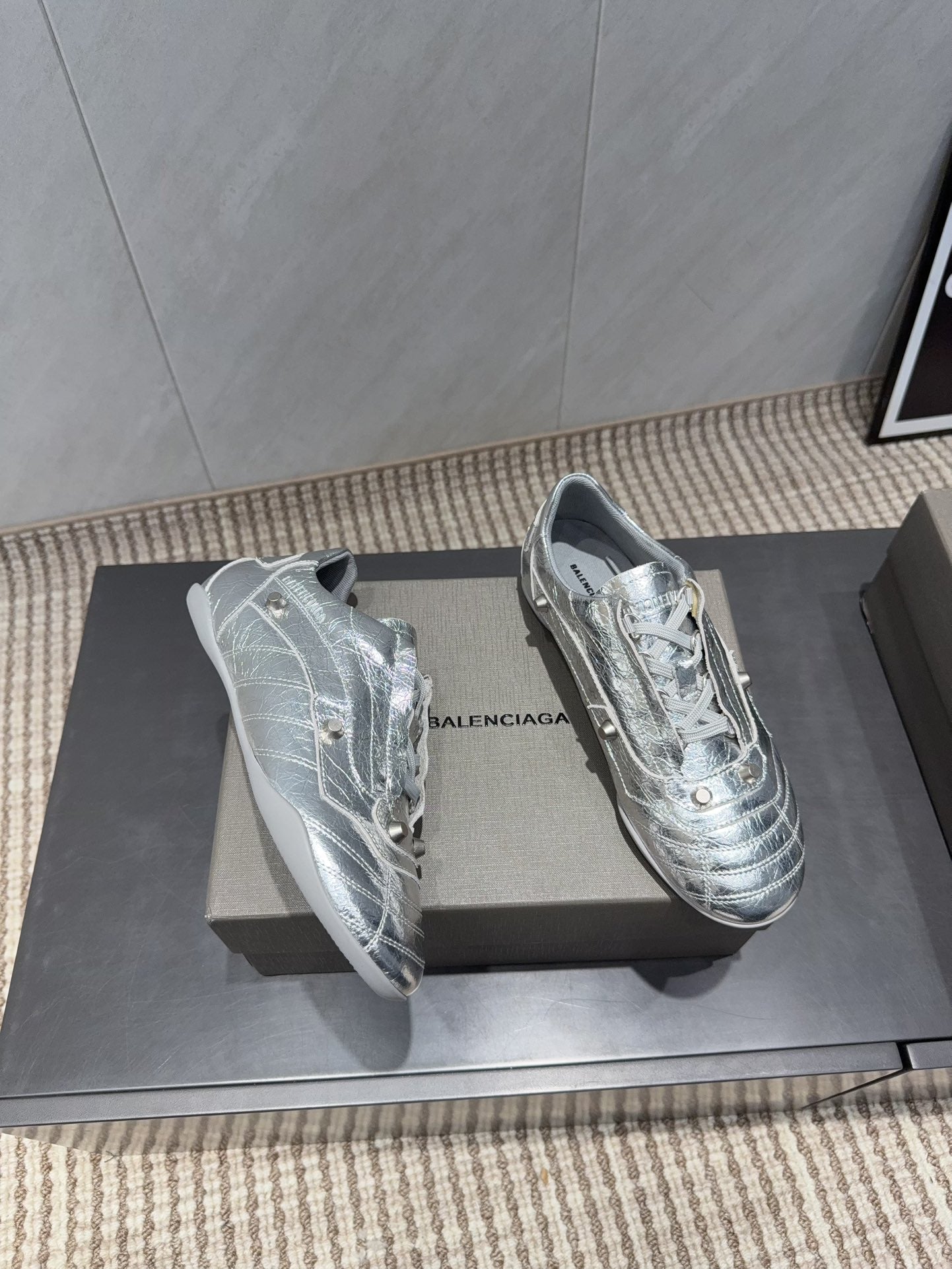 BALENCIAGA 25S SNEAKER IN SILVER CALFSKIN - 35