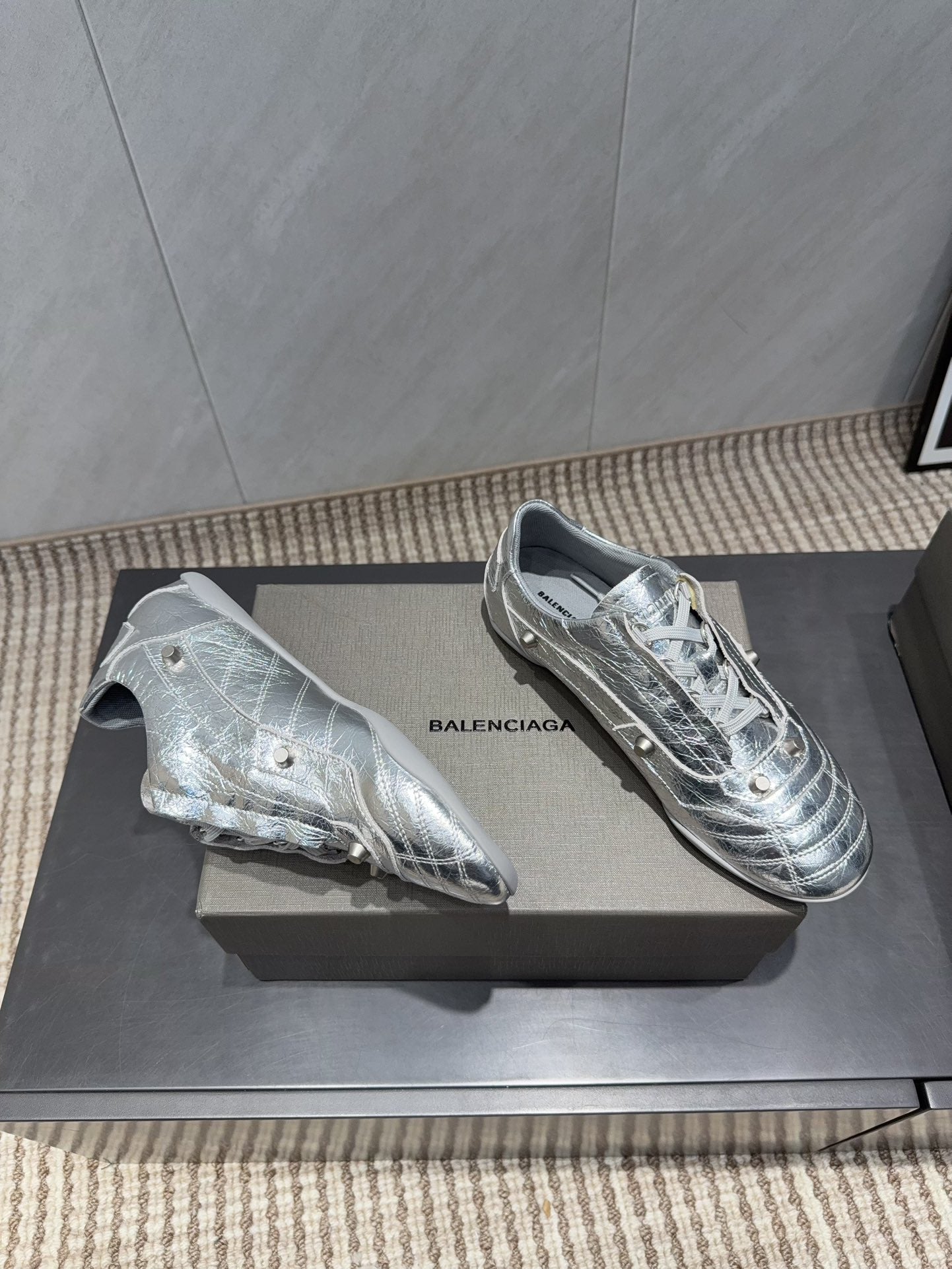 BALENCIAGA 25S SNEAKER IN SILVER CALFSKIN - 35