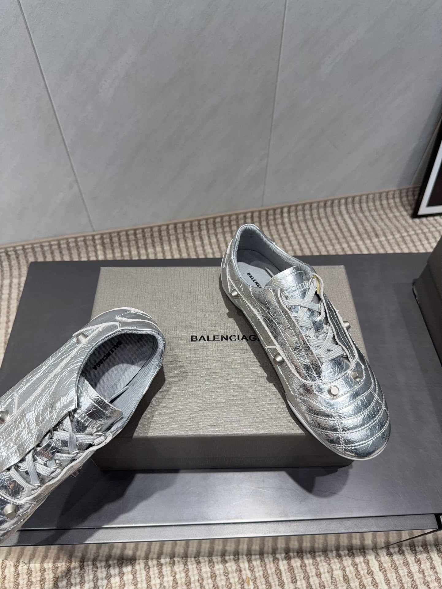BALENCIAGA 25S SNEAKER IN SILVER CALFSKIN - 35