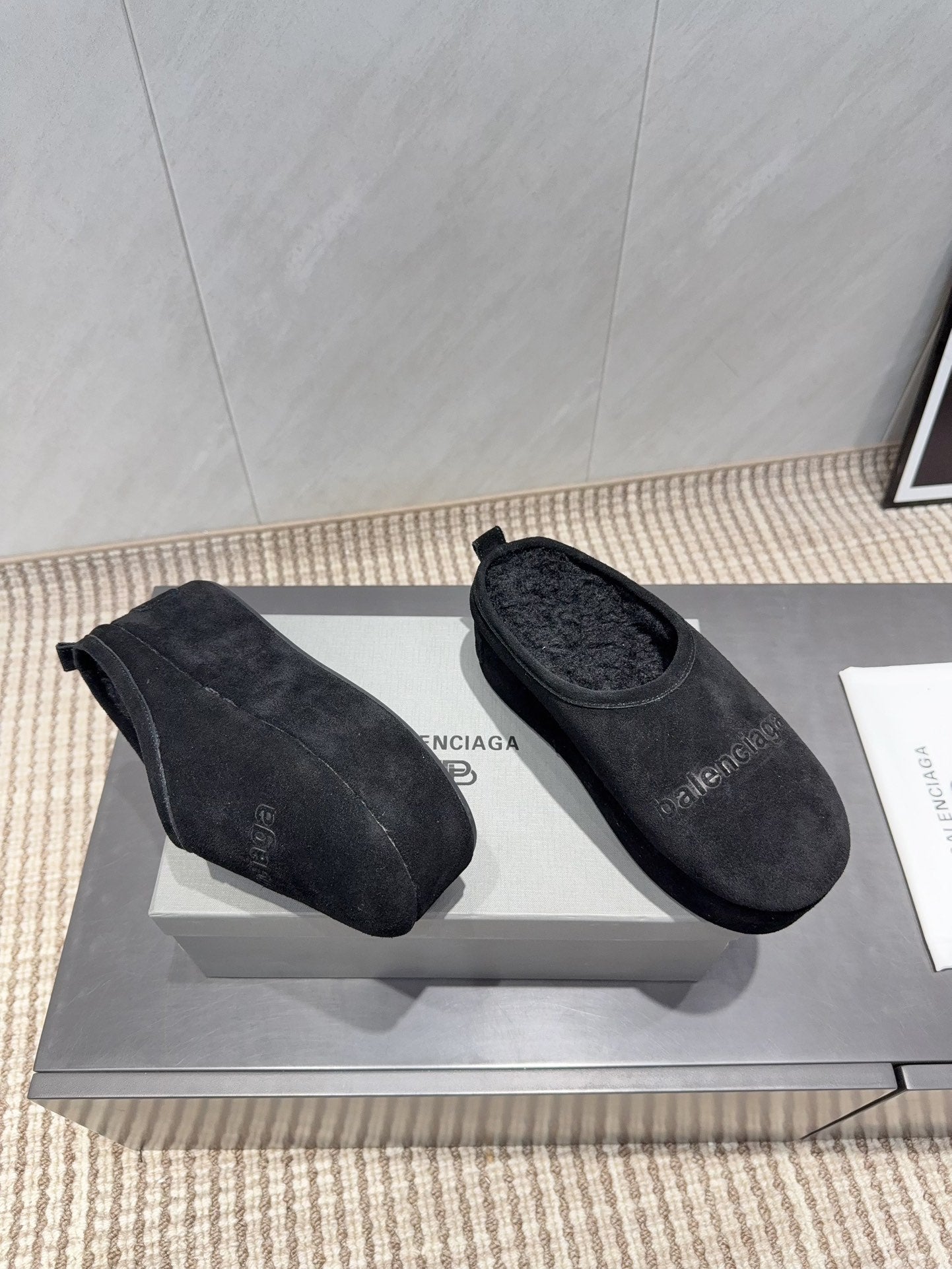 BALENCIAGA 25S AURALEE SLIP-ON 50 MM IN BLACK SUEDE STYLE 4 - 35