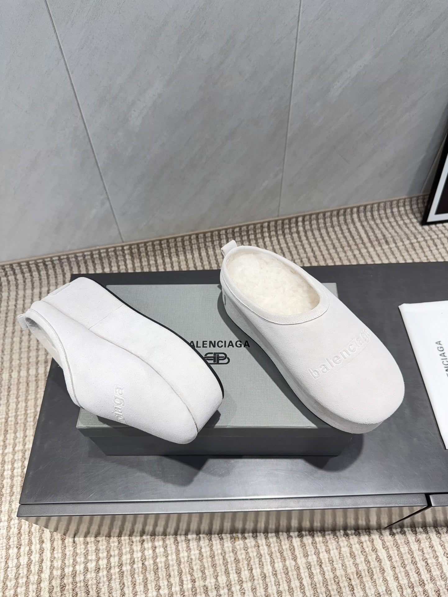 BALENCIAGA 25S AURALEE SLIP-ON 50 MM IN WHITE SUEDE STYLE 3 - 35