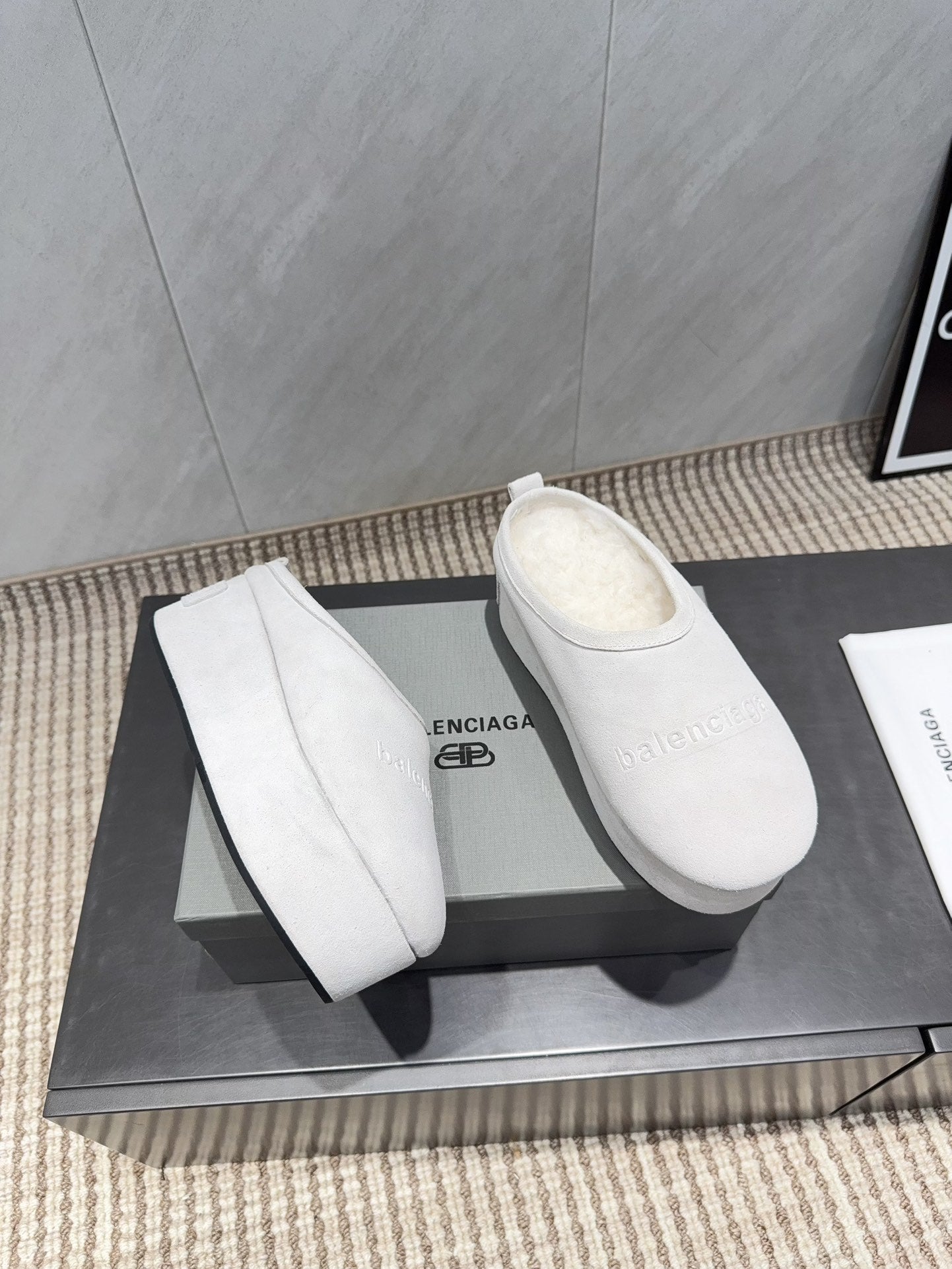 BALENCIAGA 25S AURALEE SLIP-ON 50 MM IN WHITE SUEDE STYLE 3 - 35