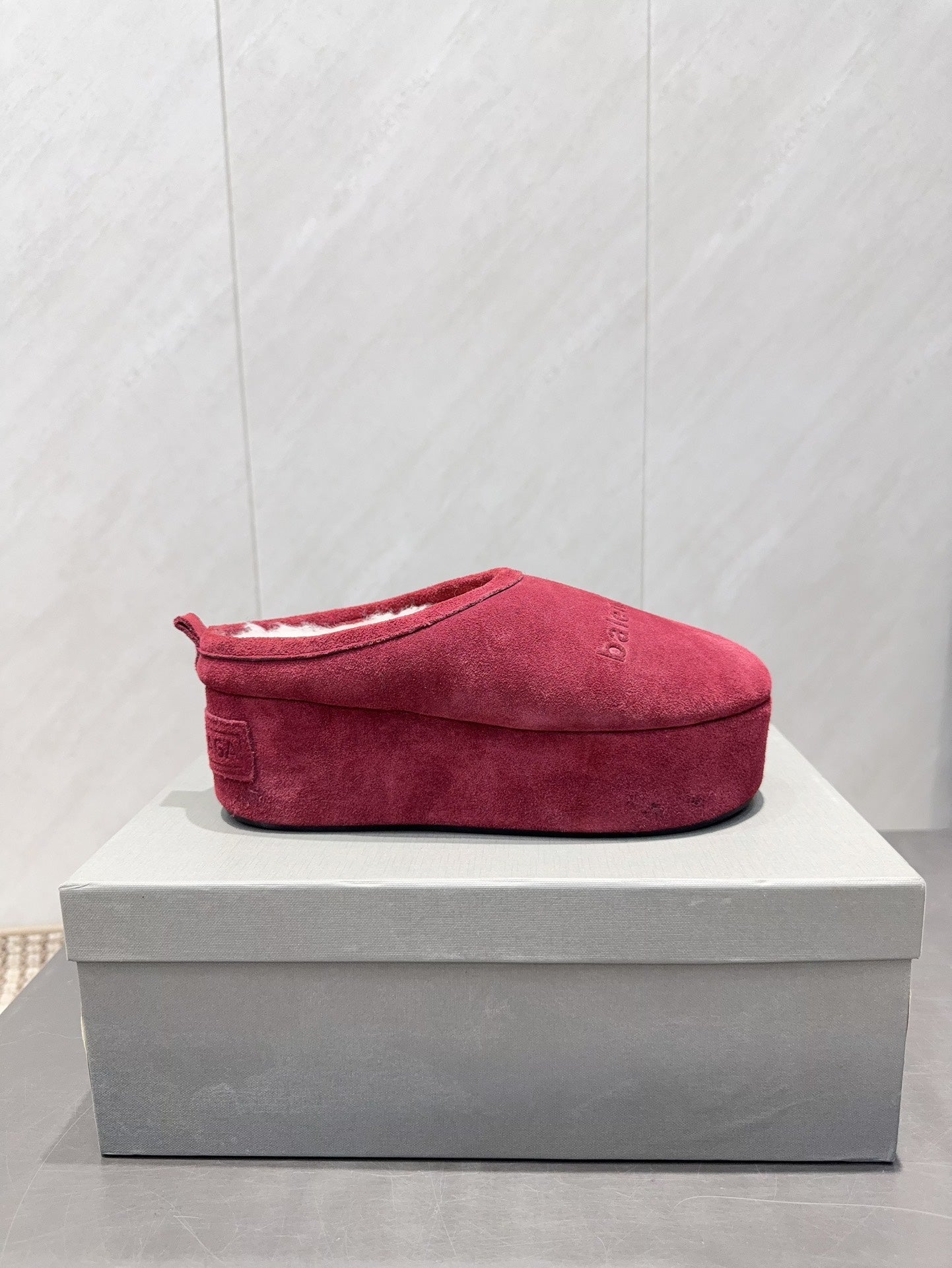 BALENCIAGA 25S AURALEE SLIP-ON 50 MM IN DEEP WINE RED SUEDE STYLE 2 - 35