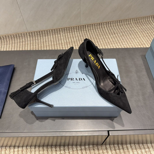 TУФЛІ PRADA 26S З ГОСТРИМ НОСКОМ ТА ВИРІЗАМИ НА ВИСОКИХ ПІДБОРАХ 75 ММ З ЧОРНОЇ ЗАМШІ З БАНТОМ