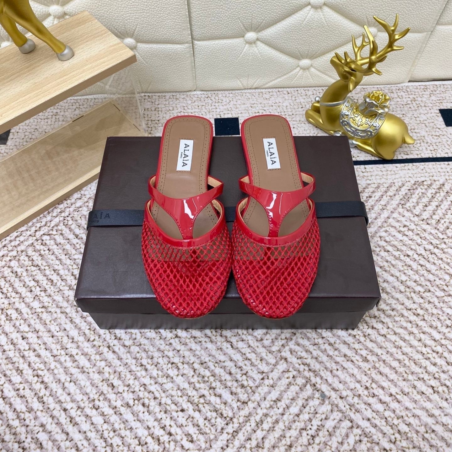 ALAIA BREATHABLE FLAT-TOE MULES 25S IN RED CALFSKIN - 35