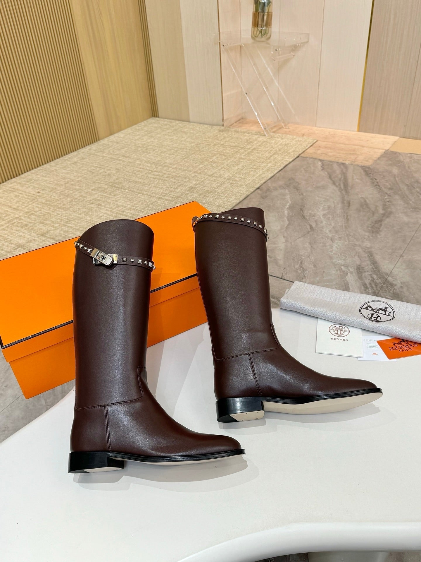 HM 25S KNEE-HIGH FLAT BOOTS IN DARK BROWN LAMBSKIN WITH SILVER HARDWARE - 34