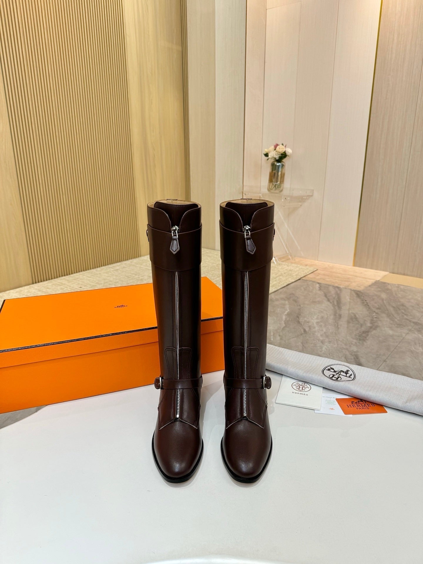 HM 25S RIDING BOOTS IN DARK BROWN LAMBSKIN WITH SILVER HARDWARE - 34