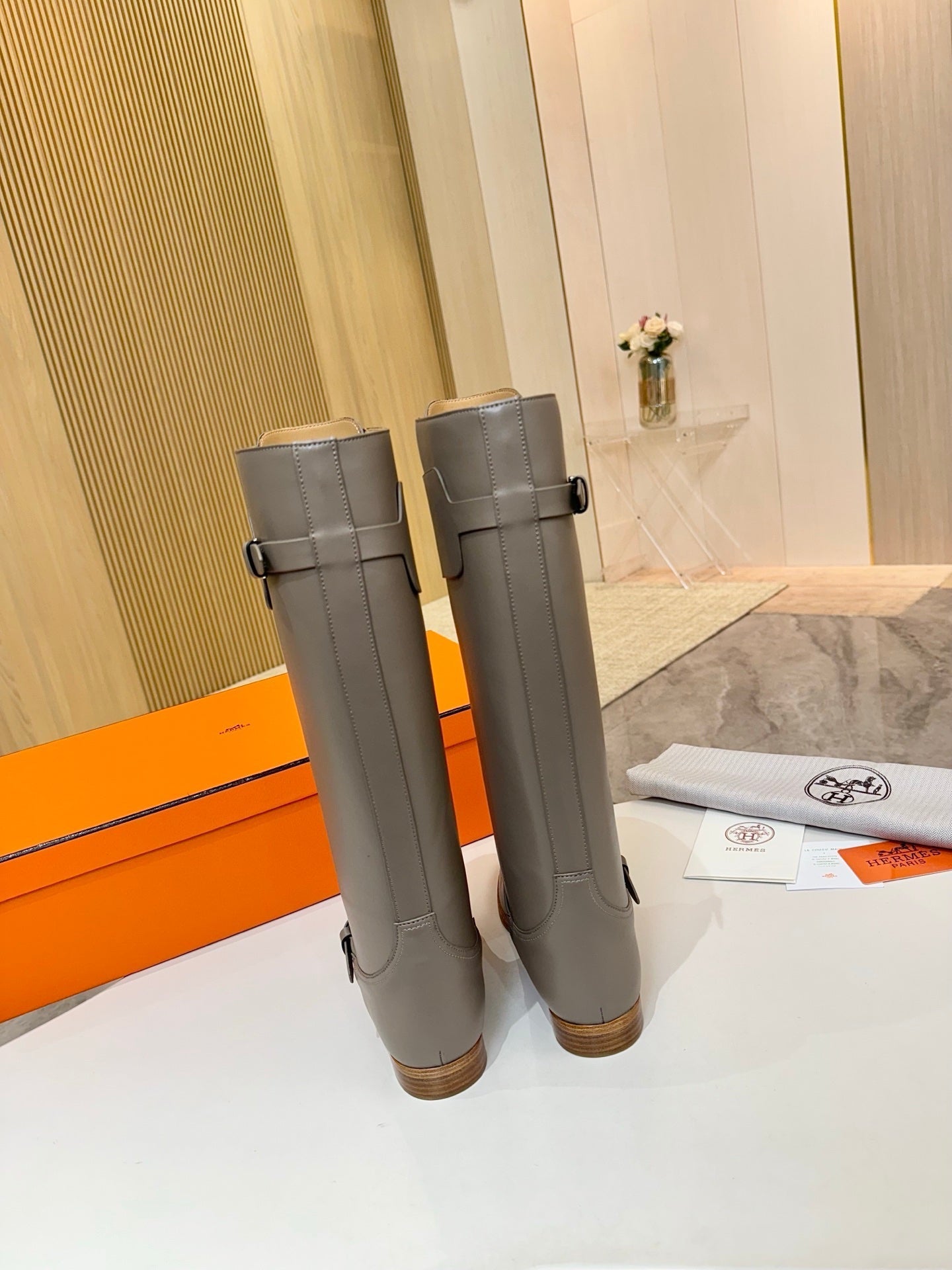 HM 25S RIDING BOOTS IN GREY LAMBSKIN WITH SILVER HARDWARE - 34