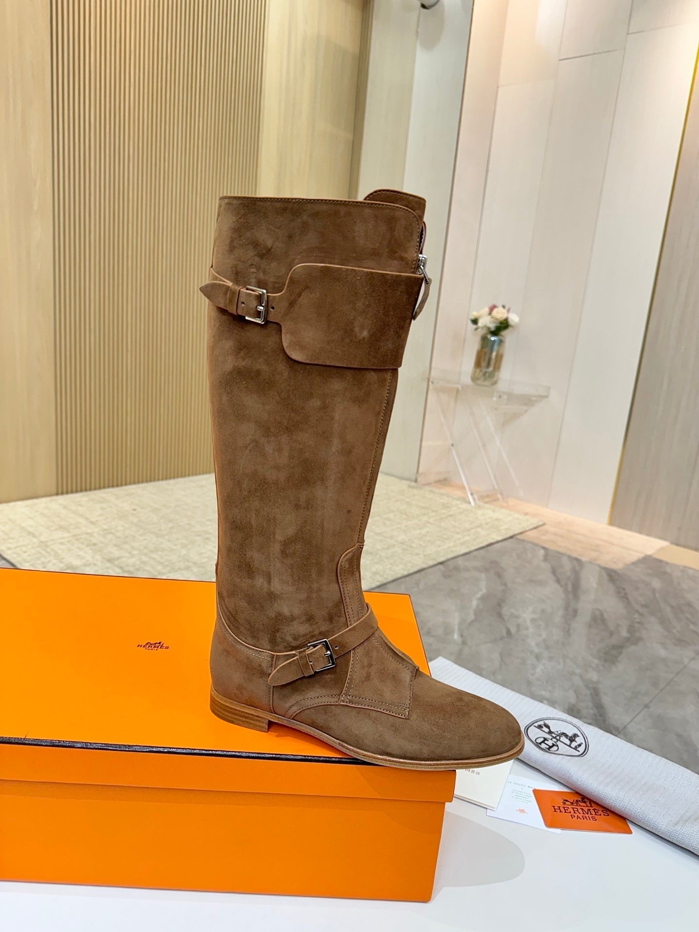 HM 25S RIDING BOOTS IN BROWN SUEDE WITH SILVER HARDWARE - 34