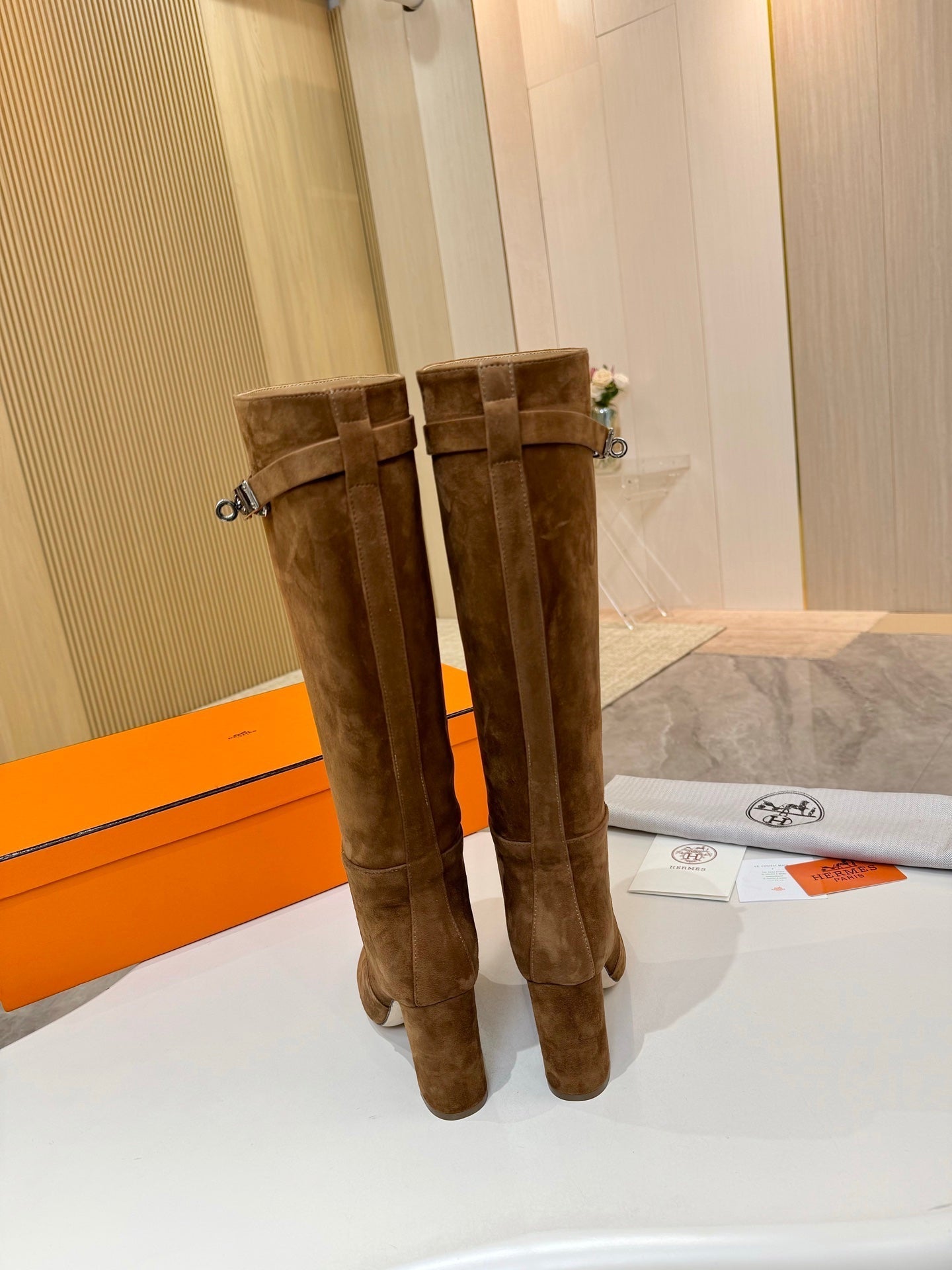 HM 25S KELLY KNEE-HIGH BOOTS IN BROWN SUEDE WITH SILVER HARDWARE - 34