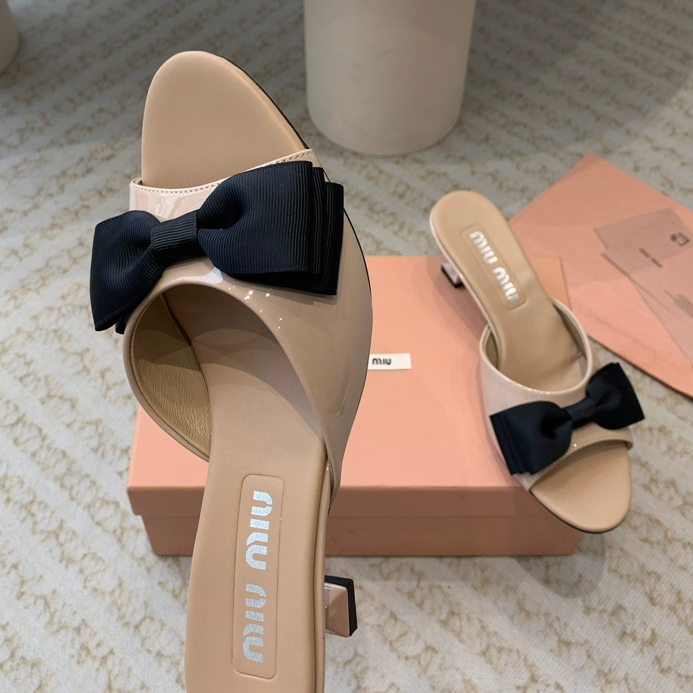 Nude Beige Mid - Heels With Black Bow Calfskin - 35