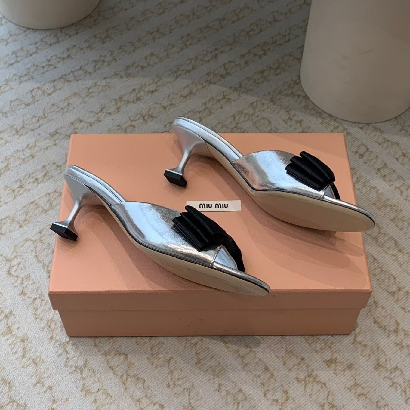 Silver Mid - Heels With Black Bow Calfskin - 35
