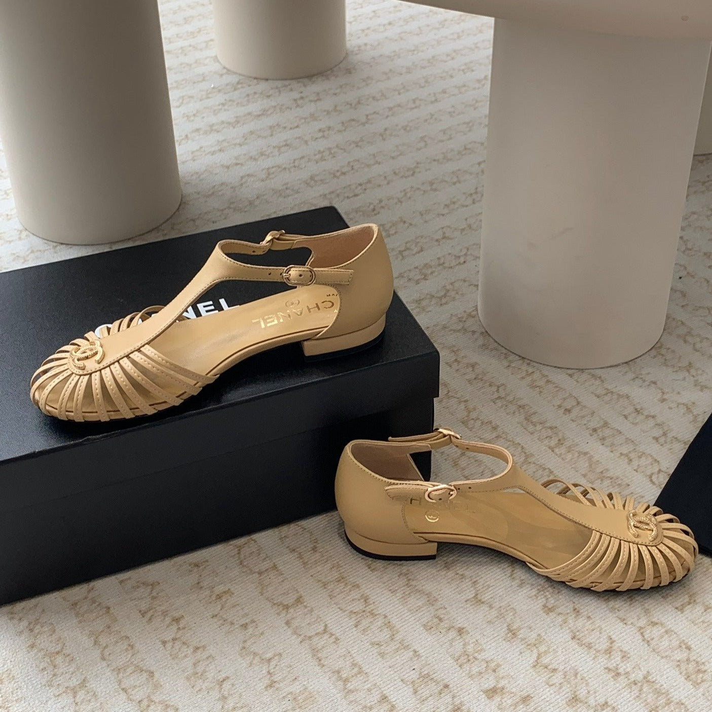 Summer New Hollow Roman Sandals Metalic gold Sheepskin - 35