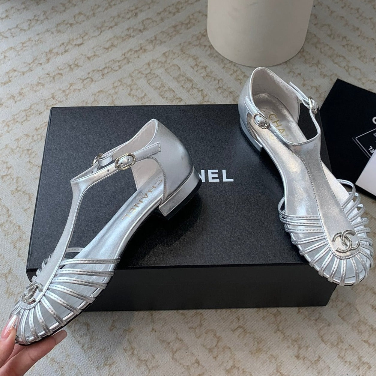 Summer New Hollow Roman Sandals Silver Sheepskin - 35