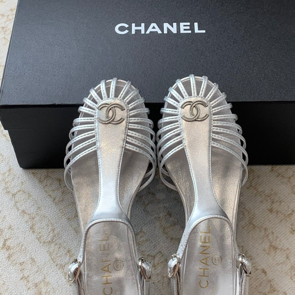Summer New Hollow Roman Sandals Silver Sheepskin - 35