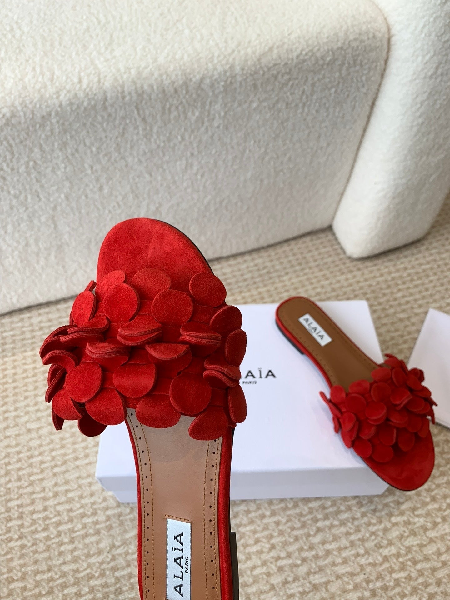 ALAIA FLAT MULE IN CHERRY RED SUEDE - 35