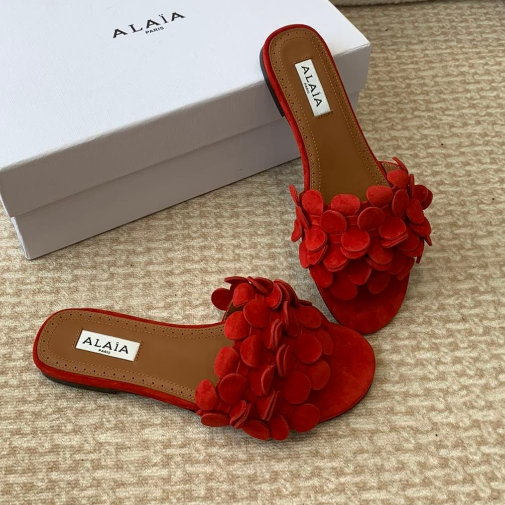 ALAIA FLAT MULE IN CHERRY RED SUEDE - 35