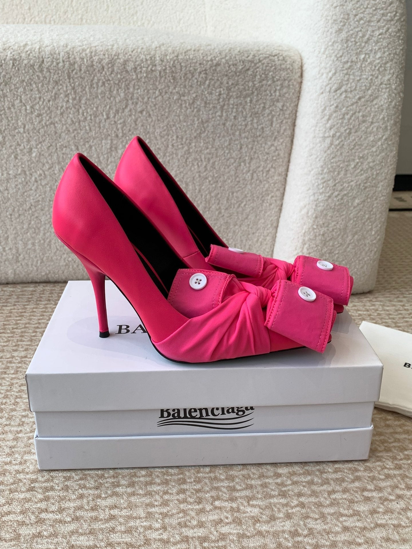 KNIFE CHEMISE HIGH PUMPS IN BRIGHT PINK COTTON AND CALFSKIN - 34
