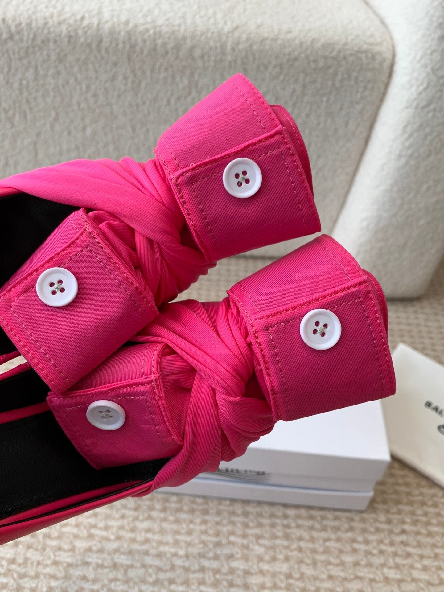 KNIFE CHEMISE HIGH PUMPS IN BRIGHT PINK COTTON AND CALFSKIN - 34