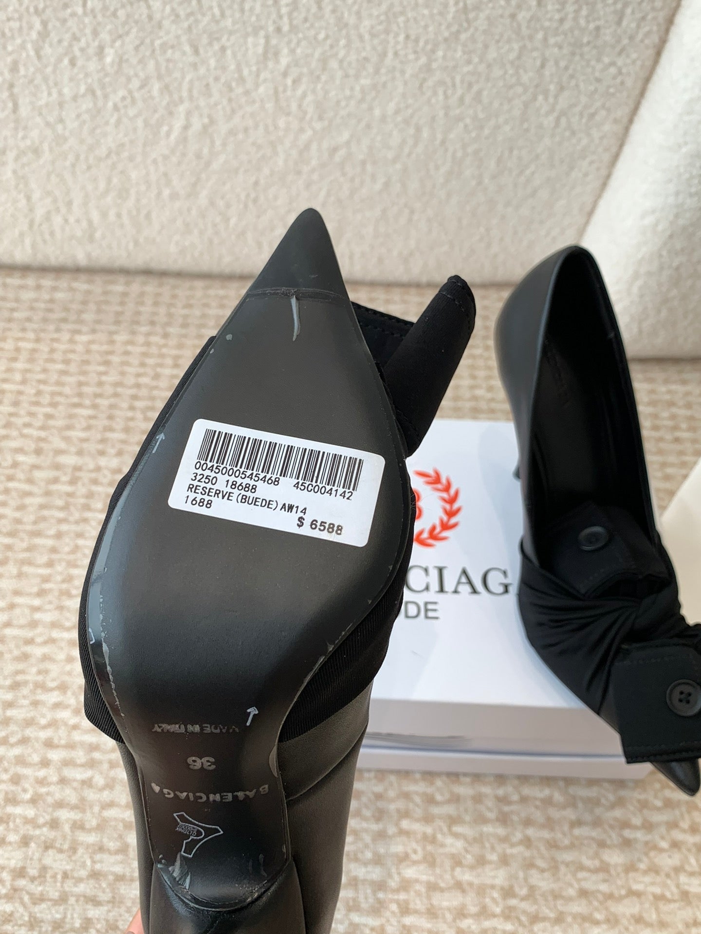 KNIFE CHEMISE HIGH PUMPS IN BLACK COTTON AND CALFSKIN - 34
