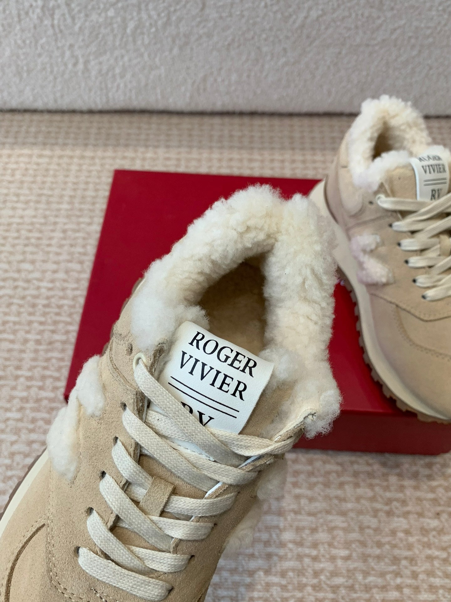 VIV' RUN SNEAKER IN LIGHT BROWN SUEDE AND SHEARLING - 34