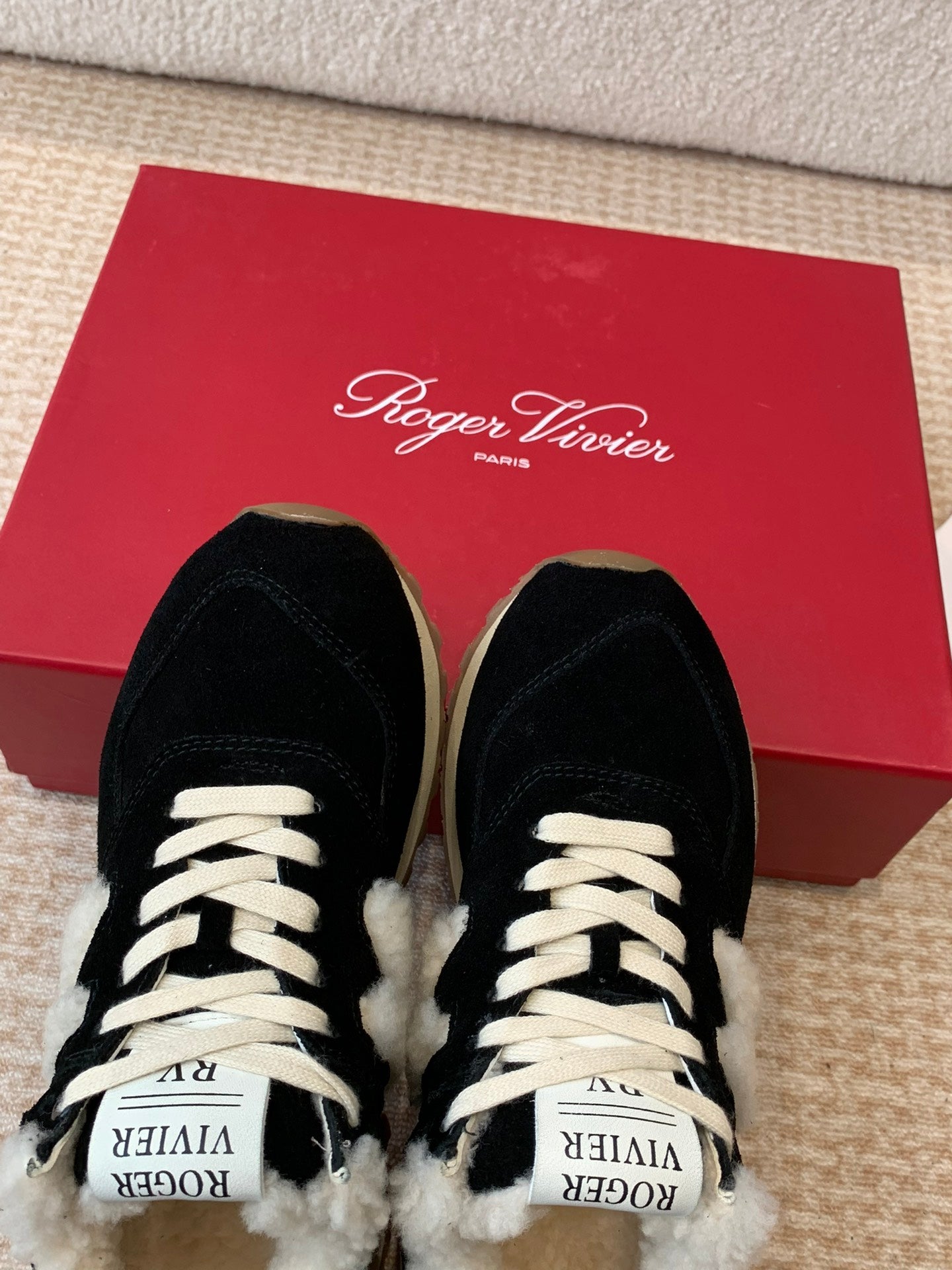 VIV' RUN SNEAKER IN BLACK SUEDE AND SHEARLING - 34