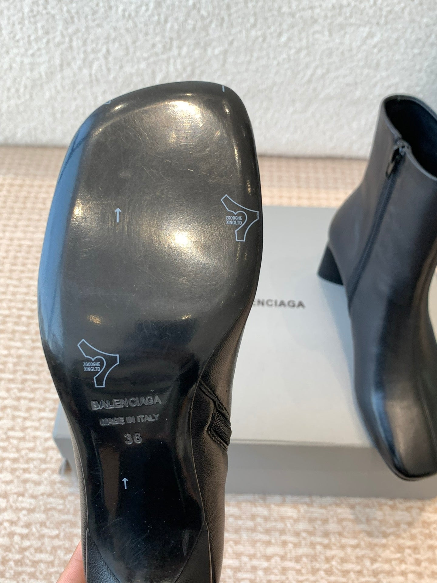 ANKLE BOOTS IN BLACK LOGO EMBOSSED SOFT SHEEPSKIN - 35
