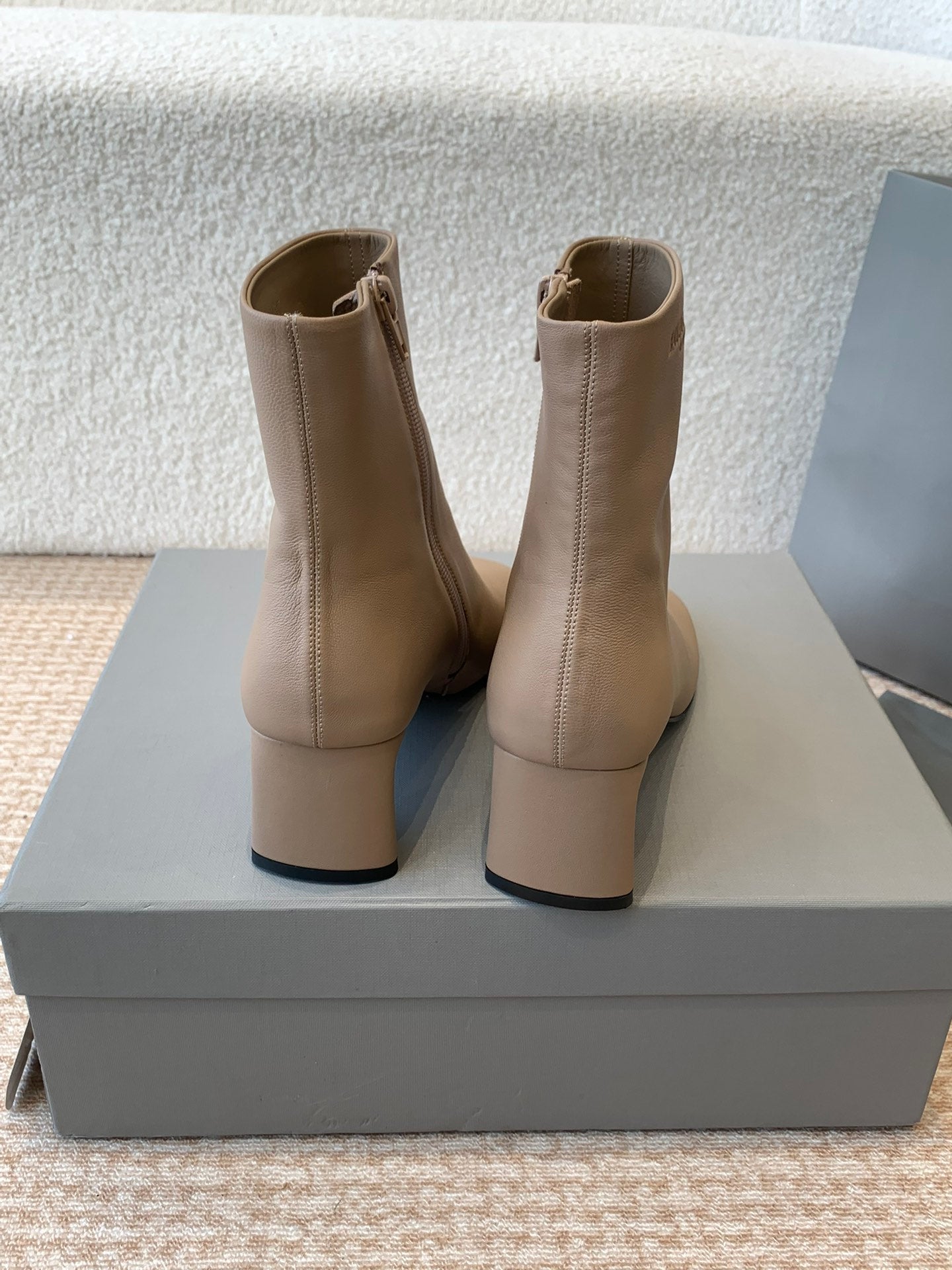 ANKLE BOOTS IN LIGHT BROWN LOGO EMBOSSED SOFT SHEEPSKIN - 35