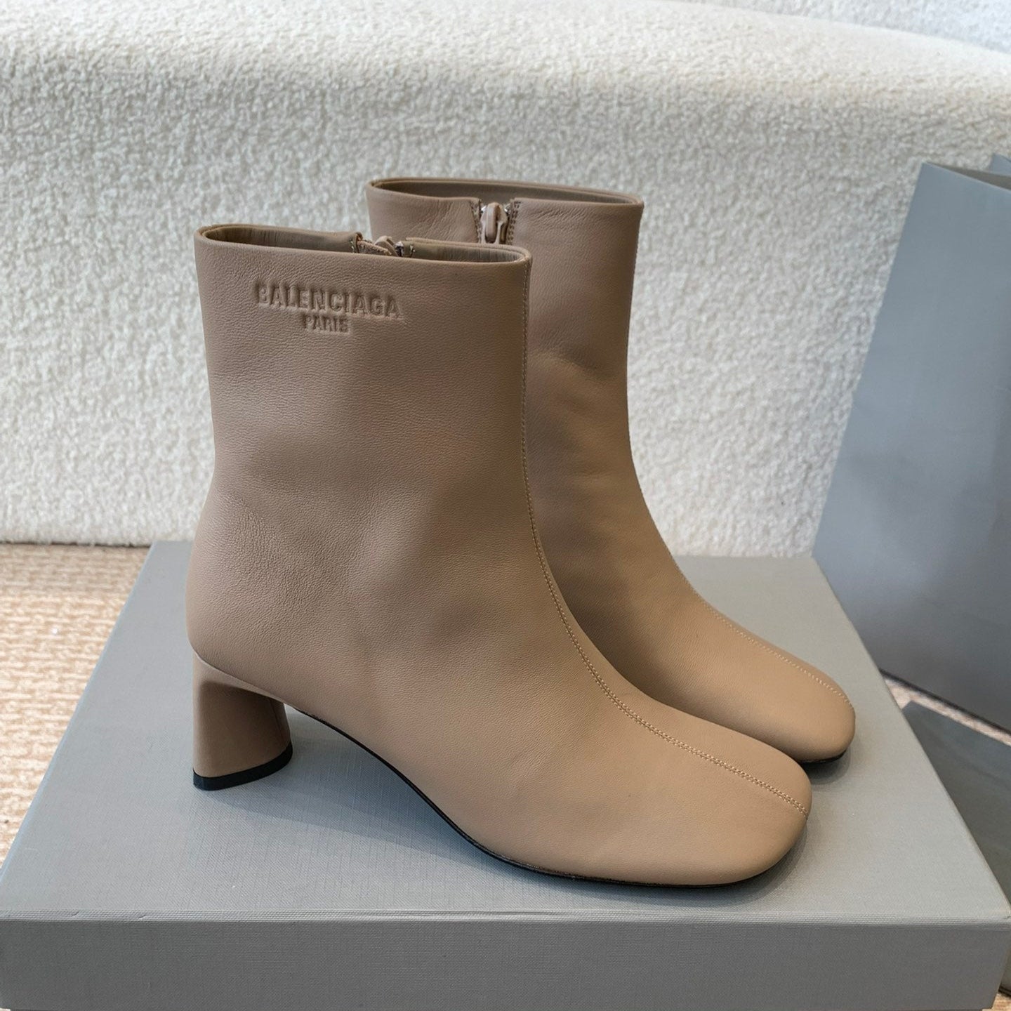 ANKLE BOOTS IN LIGHT BROWN LOGO EMBOSSED SOFT SHEEPSKIN - 35