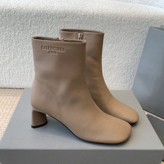 ANKLE BOOTS IN LIGHT BROWN LOGO EMBOSSED SOFT SHEEPSKIN - 35