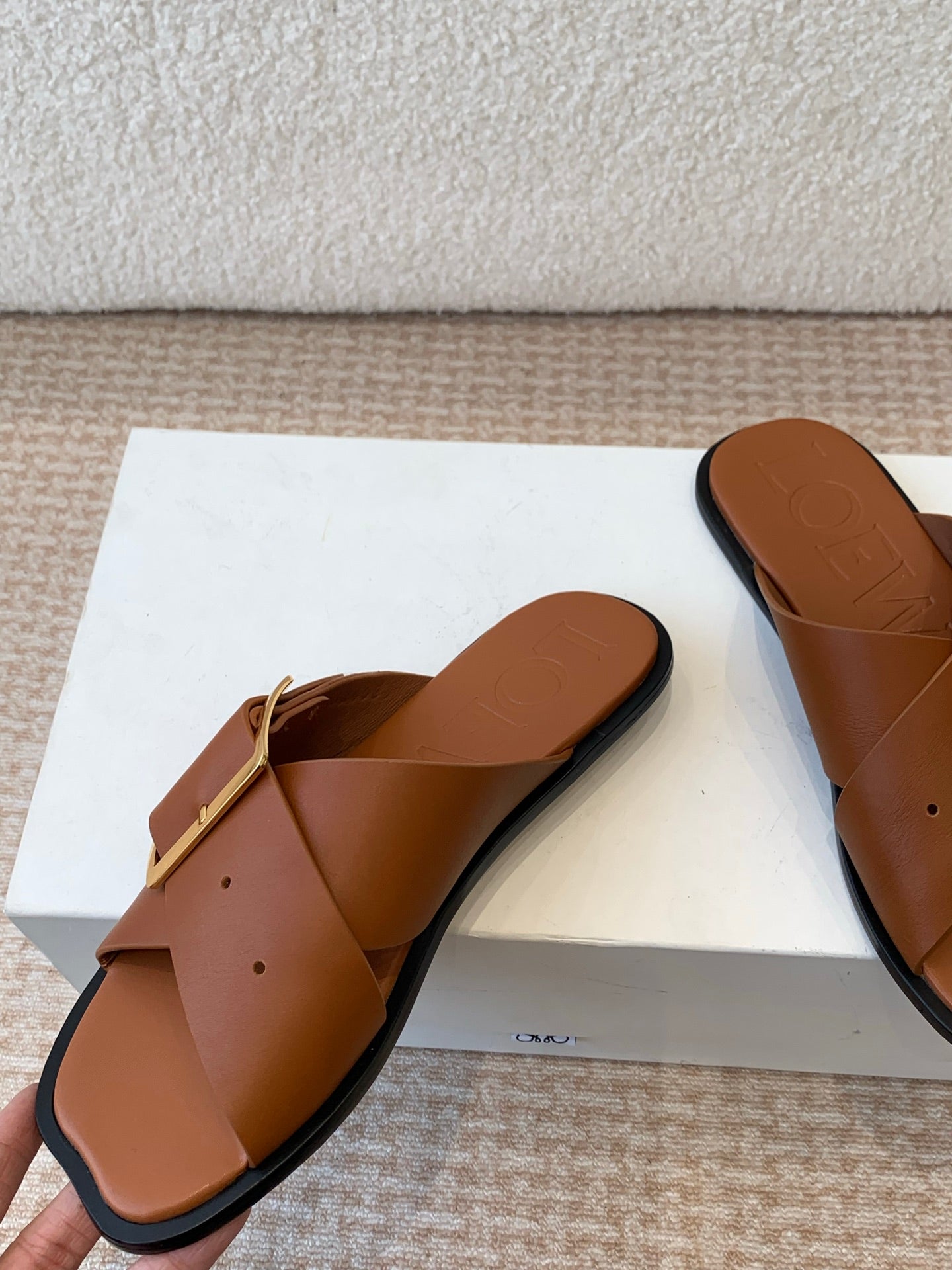 PETAL BELT FLAT SANDAL IN BRONZE BROWN CALFSKIN - 35