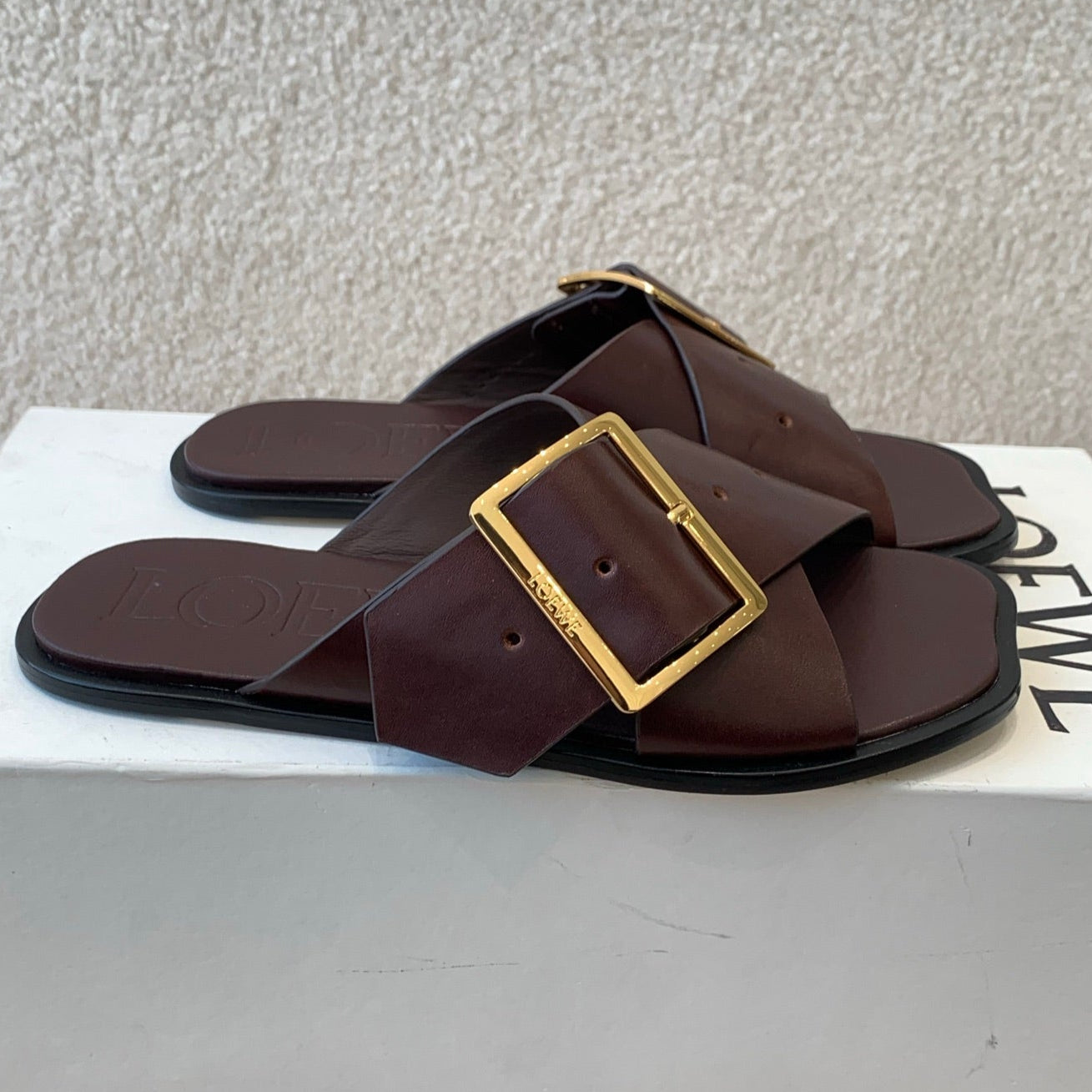 PETAL BELT FLAT SANDAL IN RUSSET BROWN CALFSKIN - 35
