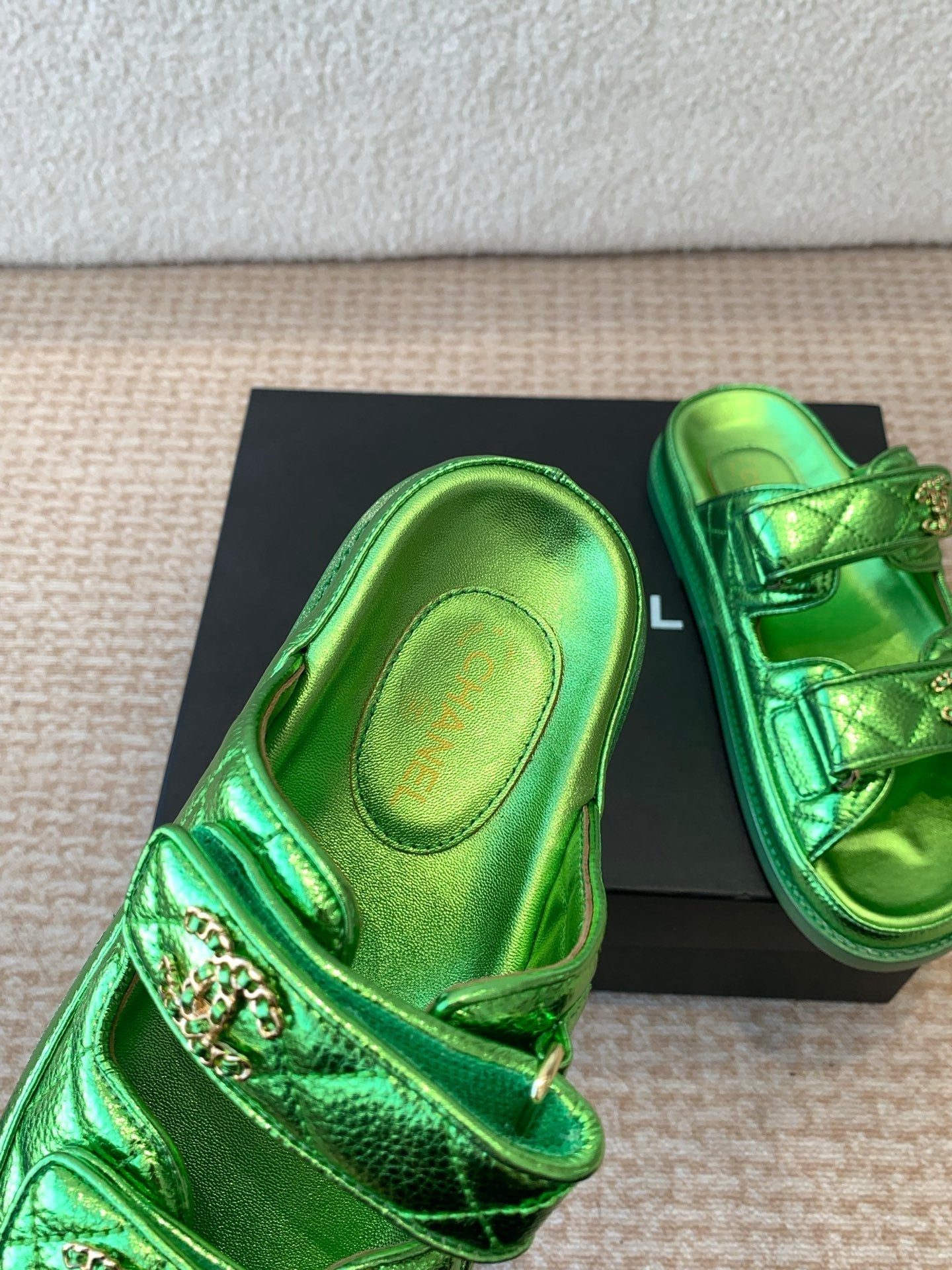DAD SANDAL IN EMERALD GREEN SHEEPSKIN MULE - 35