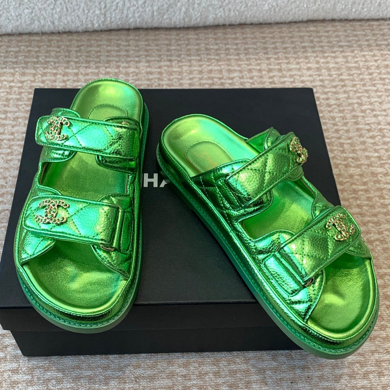 DAD SANDAL IN EMERALD GREEN SHEEPSKIN MULE - 35