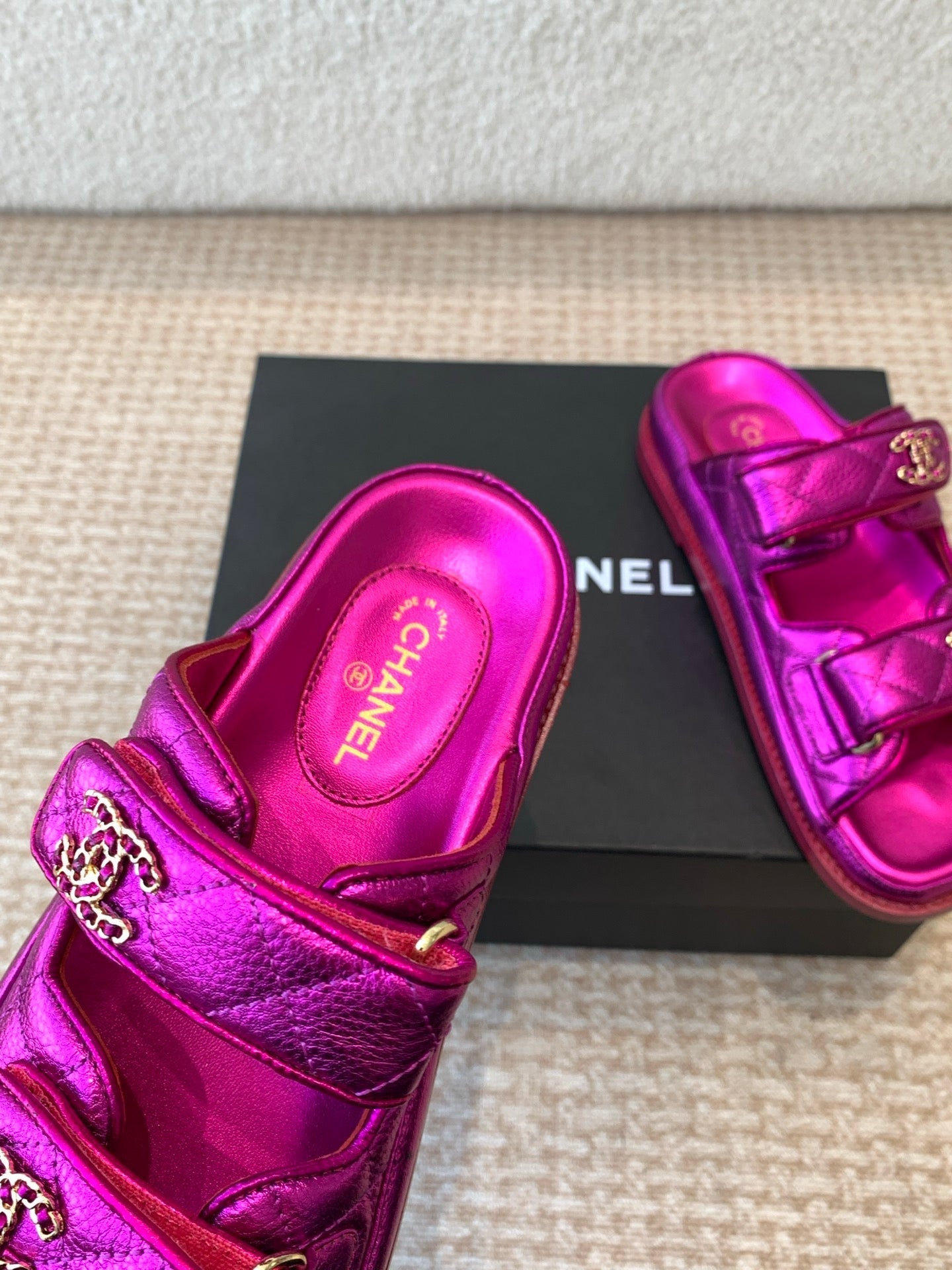 DAD SANDAL IN MAGENTA PURPLE SHEEPSKIN MULE - 35