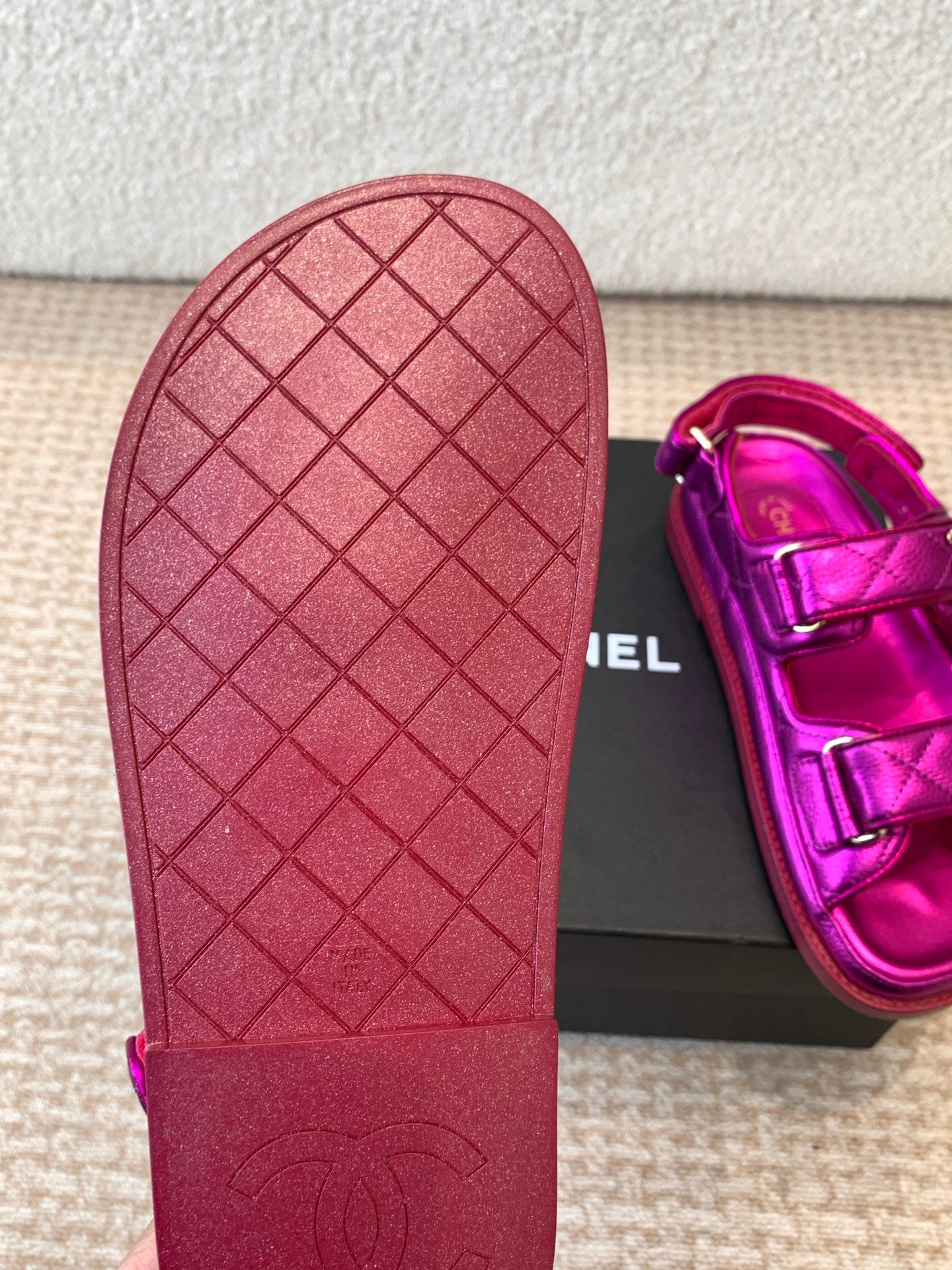 DAD SANDAL IN MAGENTA PURPLE SHEEPSKIN - 35
