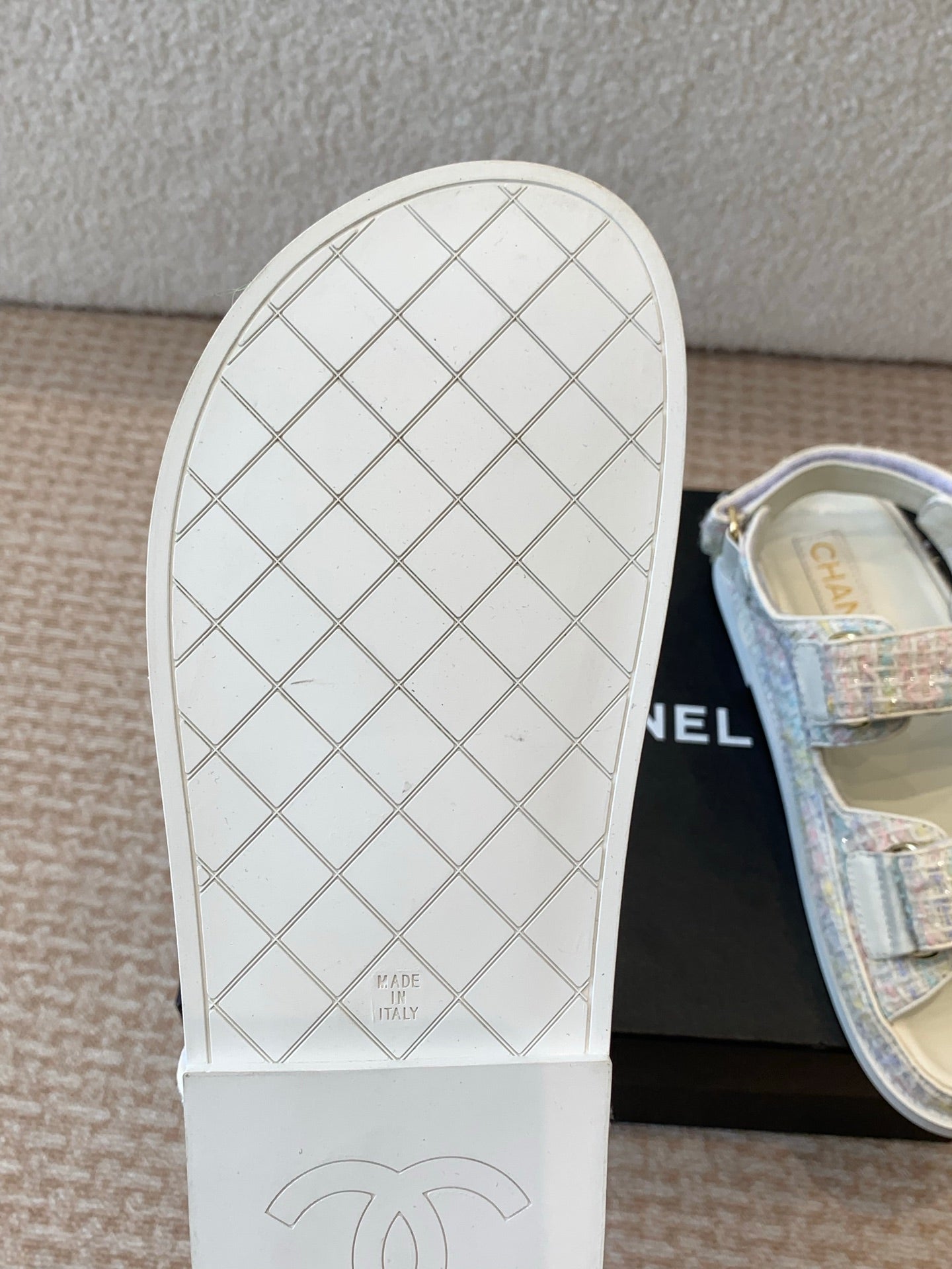 DAD SANDAL IN WHITE MIX COLORFUL FABRIC - 35
