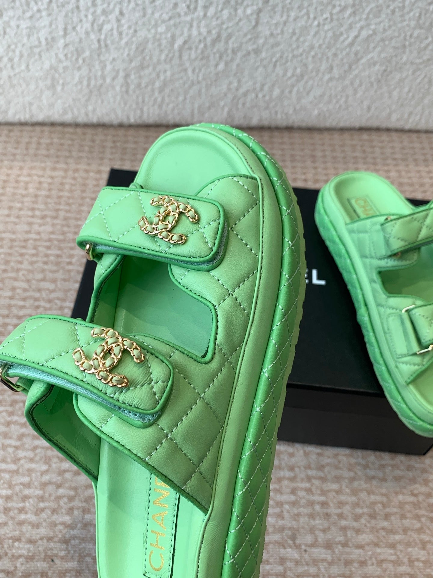 DAD SANDAL IN TEA GREEN CALFSKIN MULE - 35