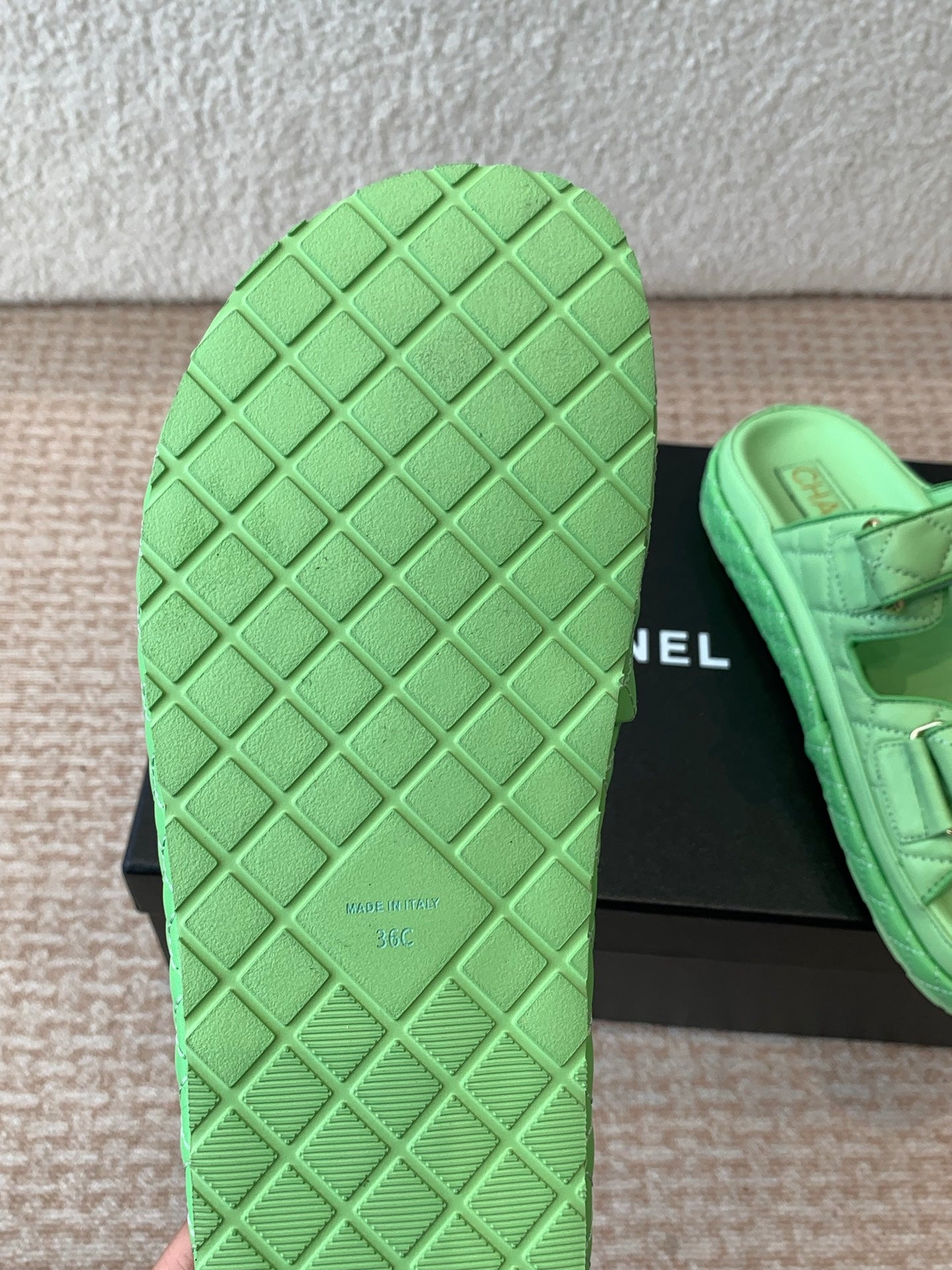 DAD SANDAL IN TEA GREEN CALFSKIN MULE - 35