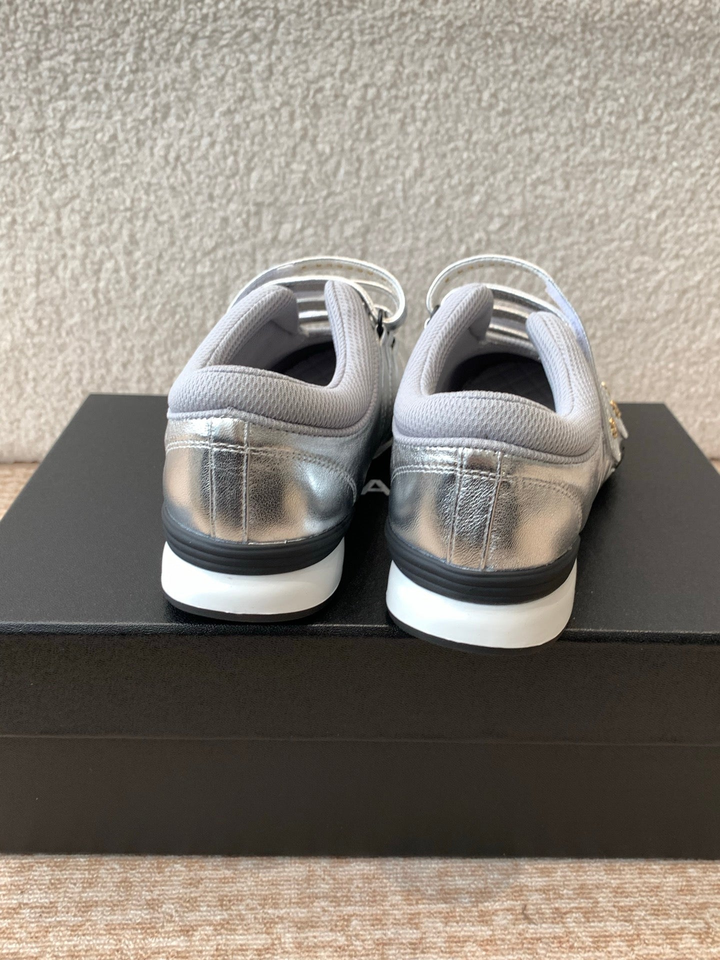 MARY JANE SNEAKERS IN SILVER LAMBSKIN - 35