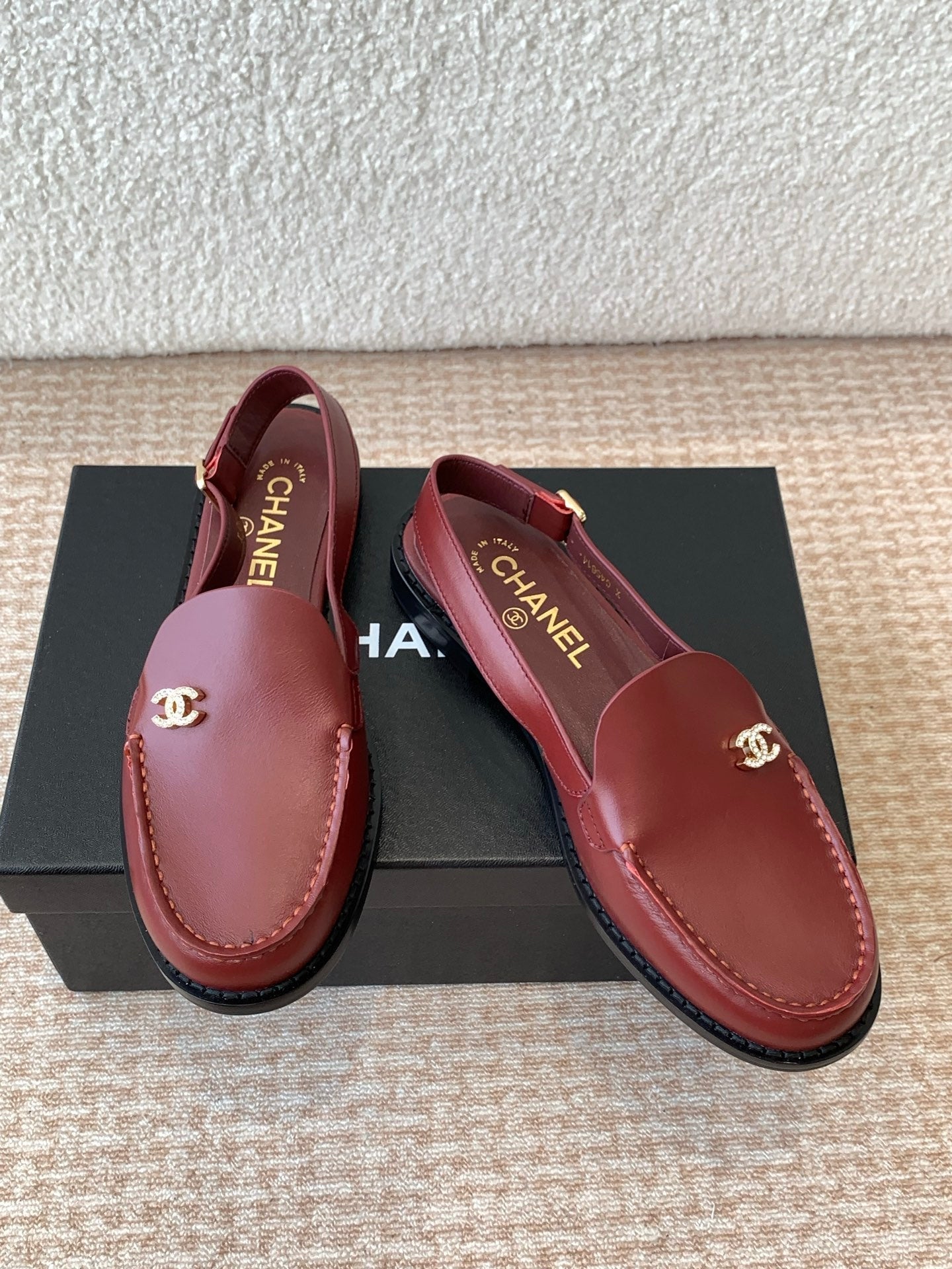 CC MOCCASIN SLINGBACK IN CURRANT RED CALFSKIN - 35