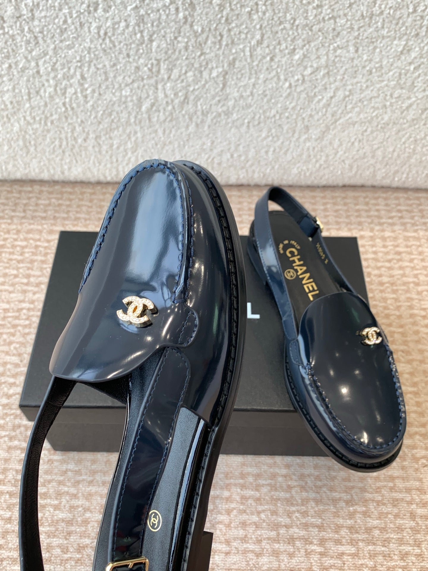 CC MOCCASIN SLINGBACK IN AEGEAN BLUE PATENT CALFSKIN - 35