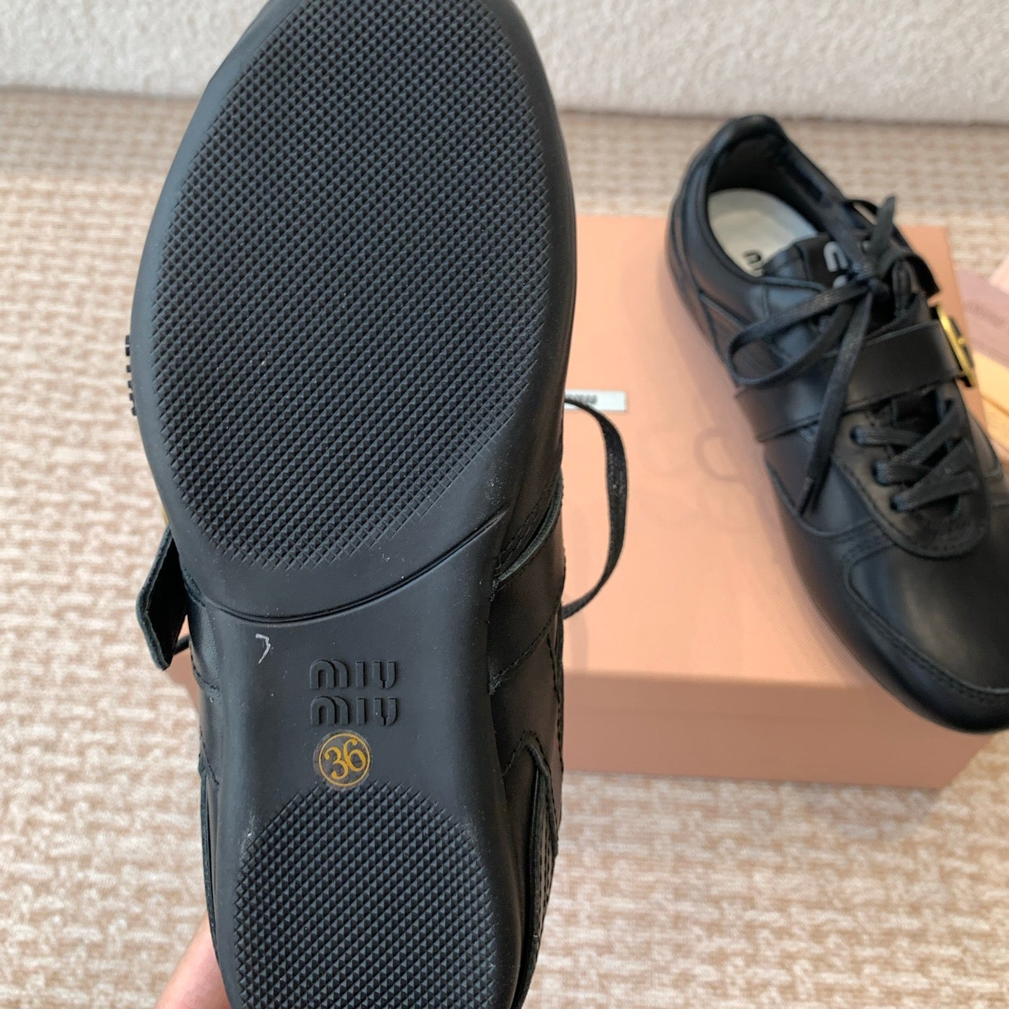GYMNASIUM SNEAKER IN BLACK CALFSKIN WITH GOLD BUCKLED STRAP - 35