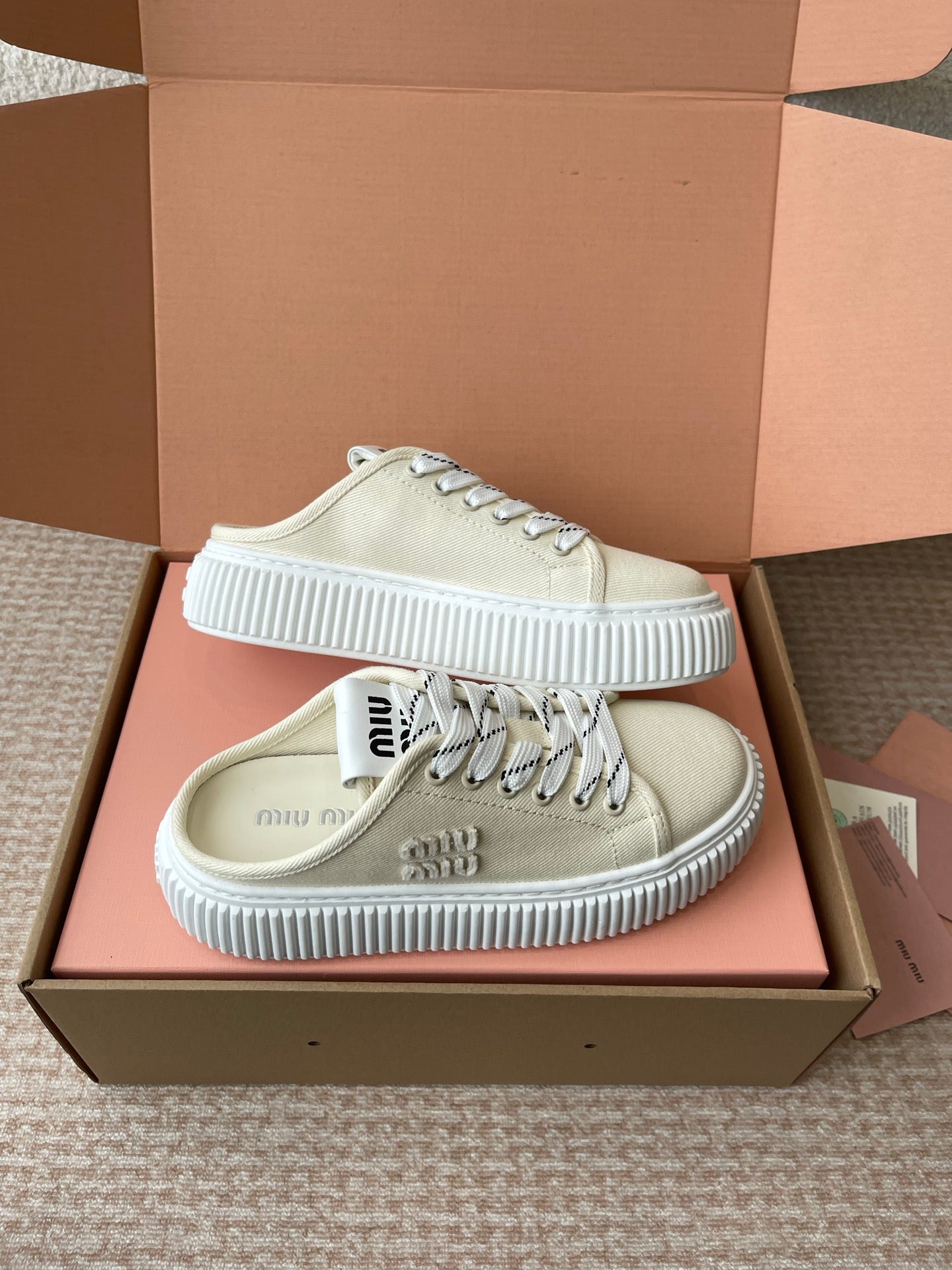WASH SNEAKER MULES IN OFF WHITE DENIM WHITE STRIPED LACES - 35