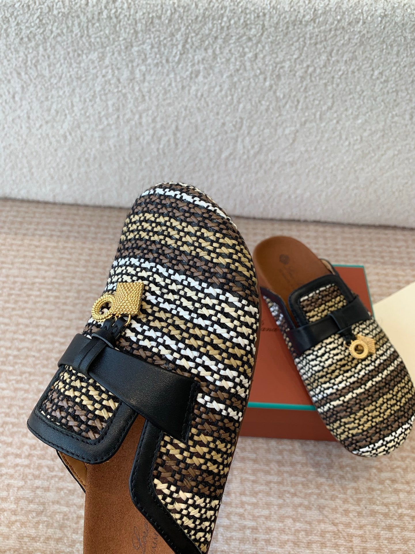 BUBBLE IN MULTICOLOR RAFFIA GOLD HARDWARE - 35