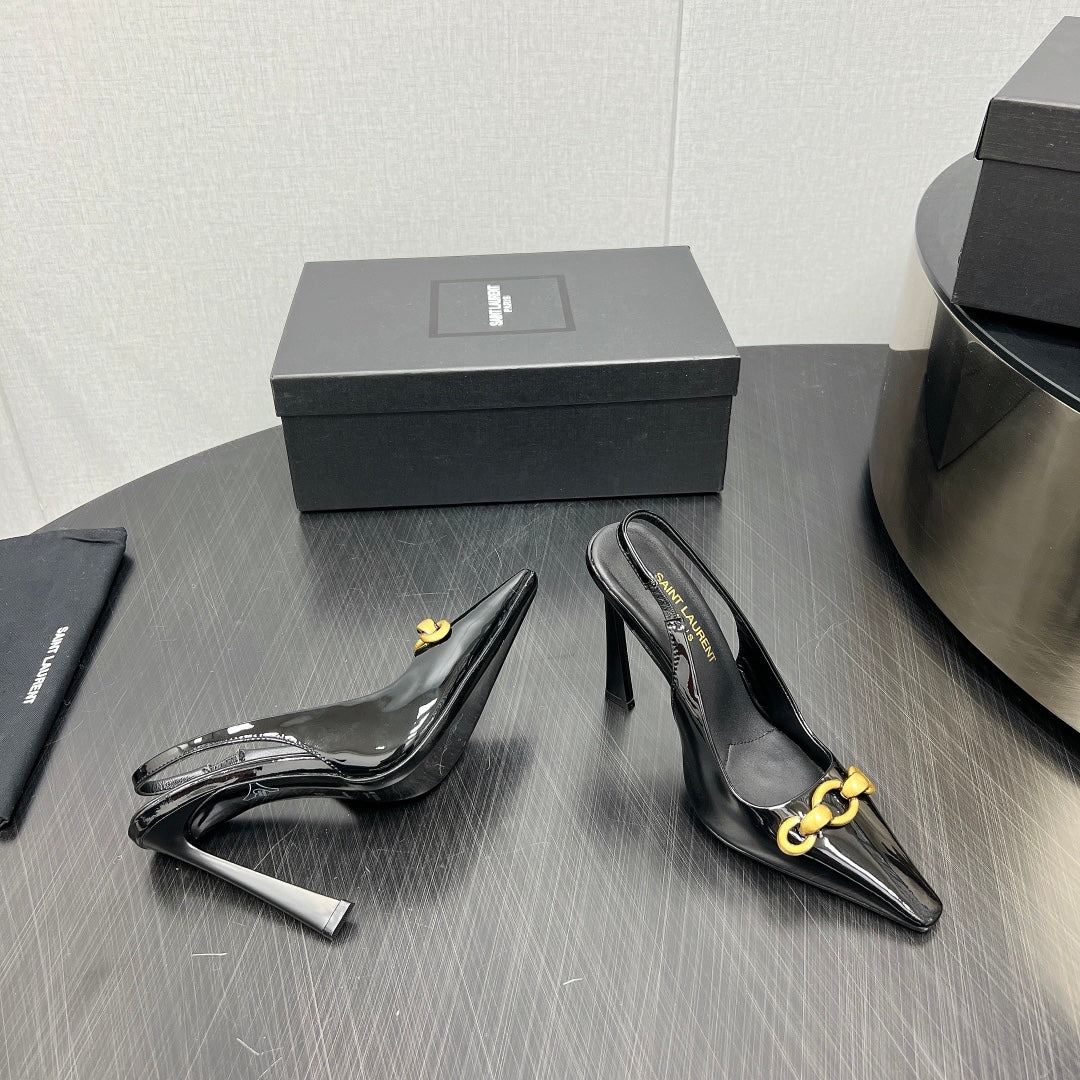 GOLD CHAIN ATTACHED HIGH SLINGBACK IN BLACK GLOSSY CALFSKIN - 34
