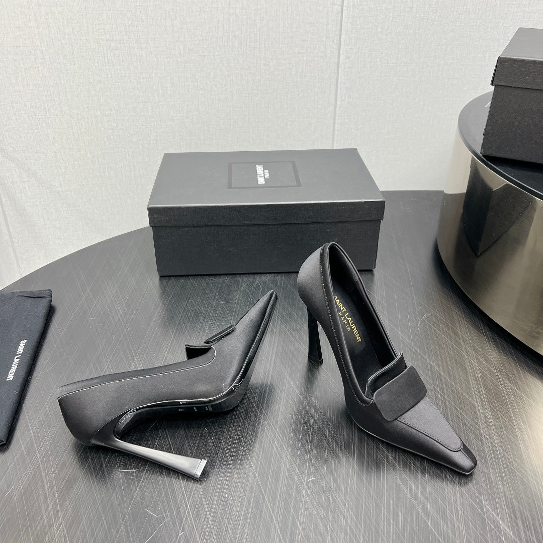 D'ORSAY PUMPS IN BLACK SILK - 34