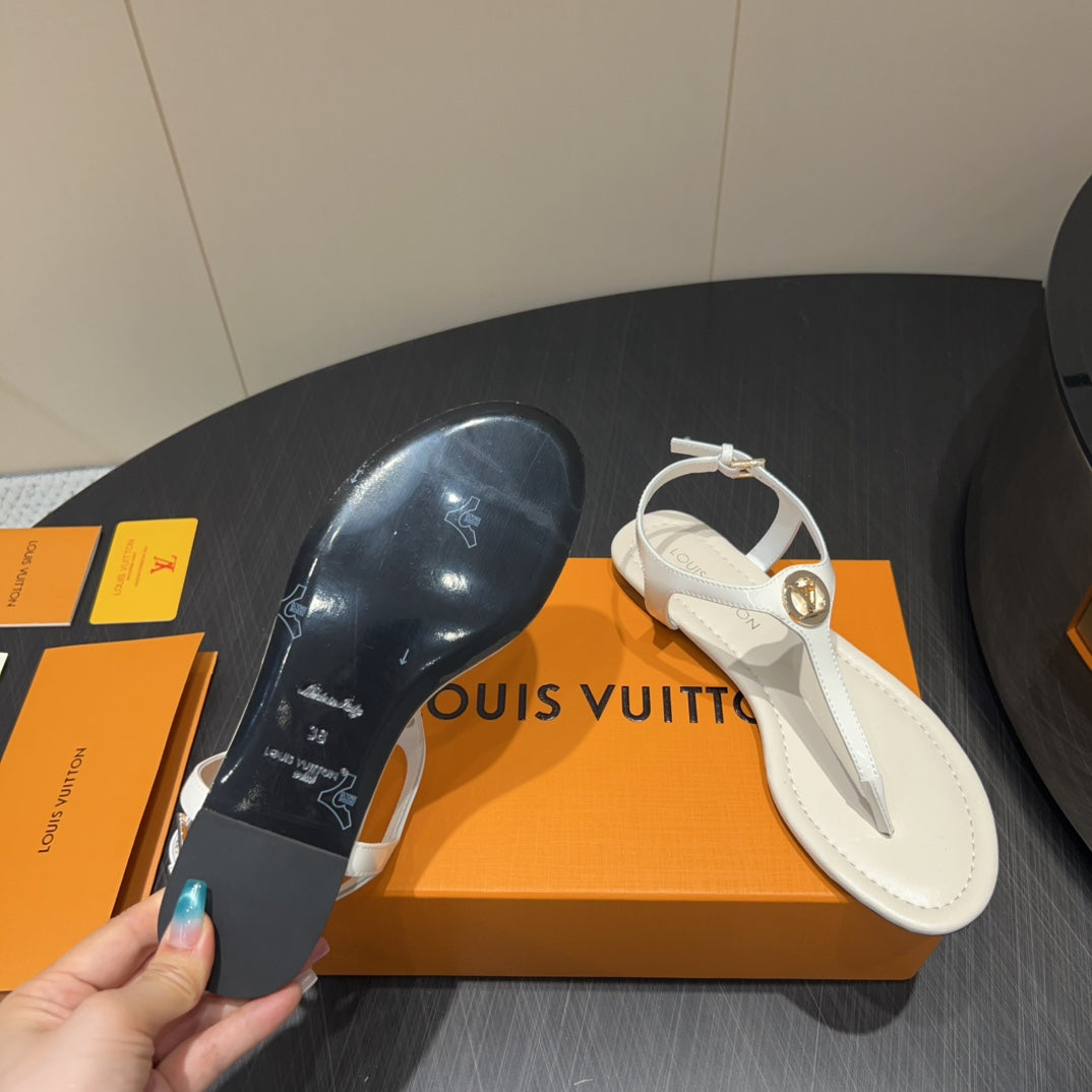 LV THONG SANDALS 25S IN WHITE CALFSKIN WITH GOLD HARDWARE - 35