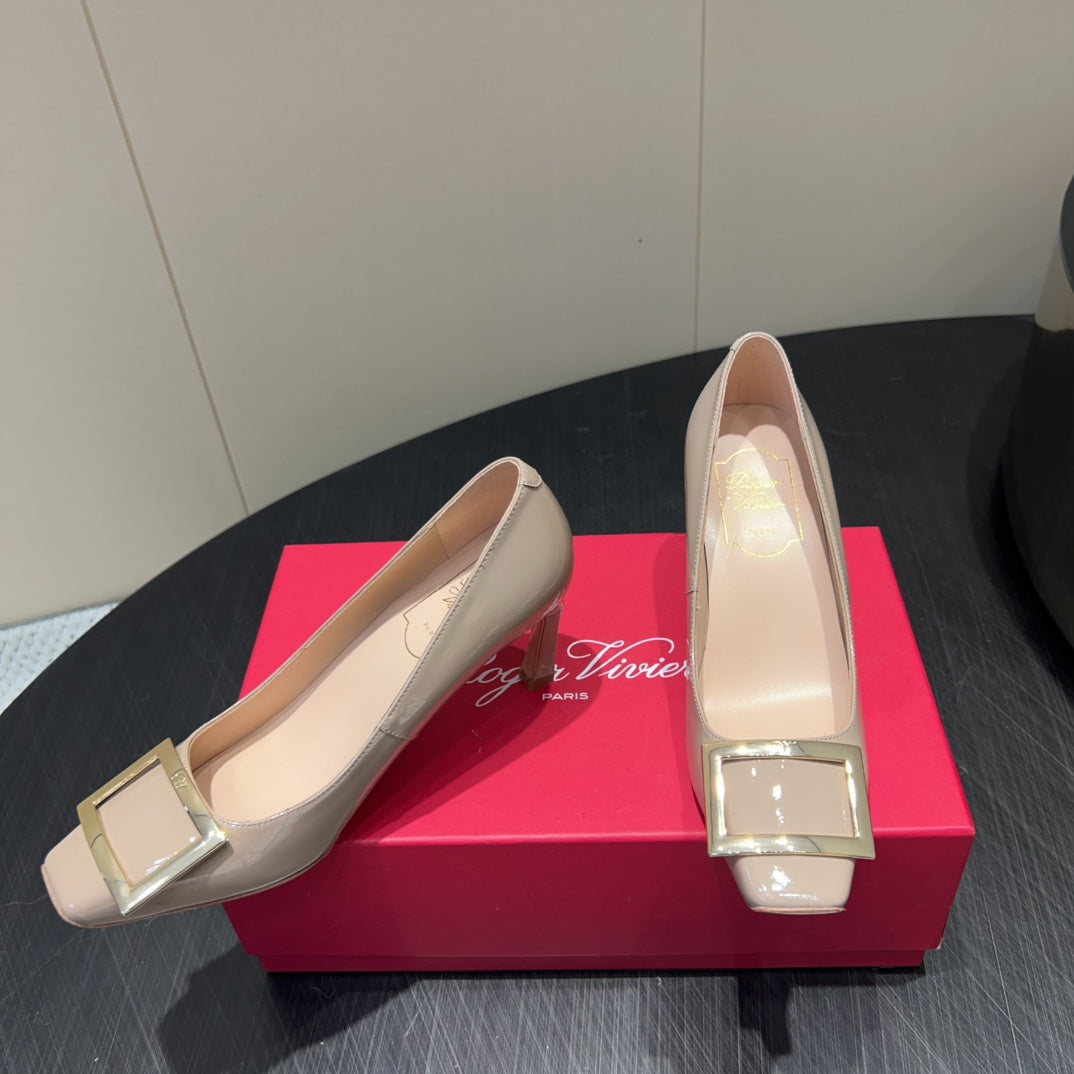 BELLE VIVIER PUMPS IN NUDE GLOSSY CALFSKIN GOLD BUCKLE - 34